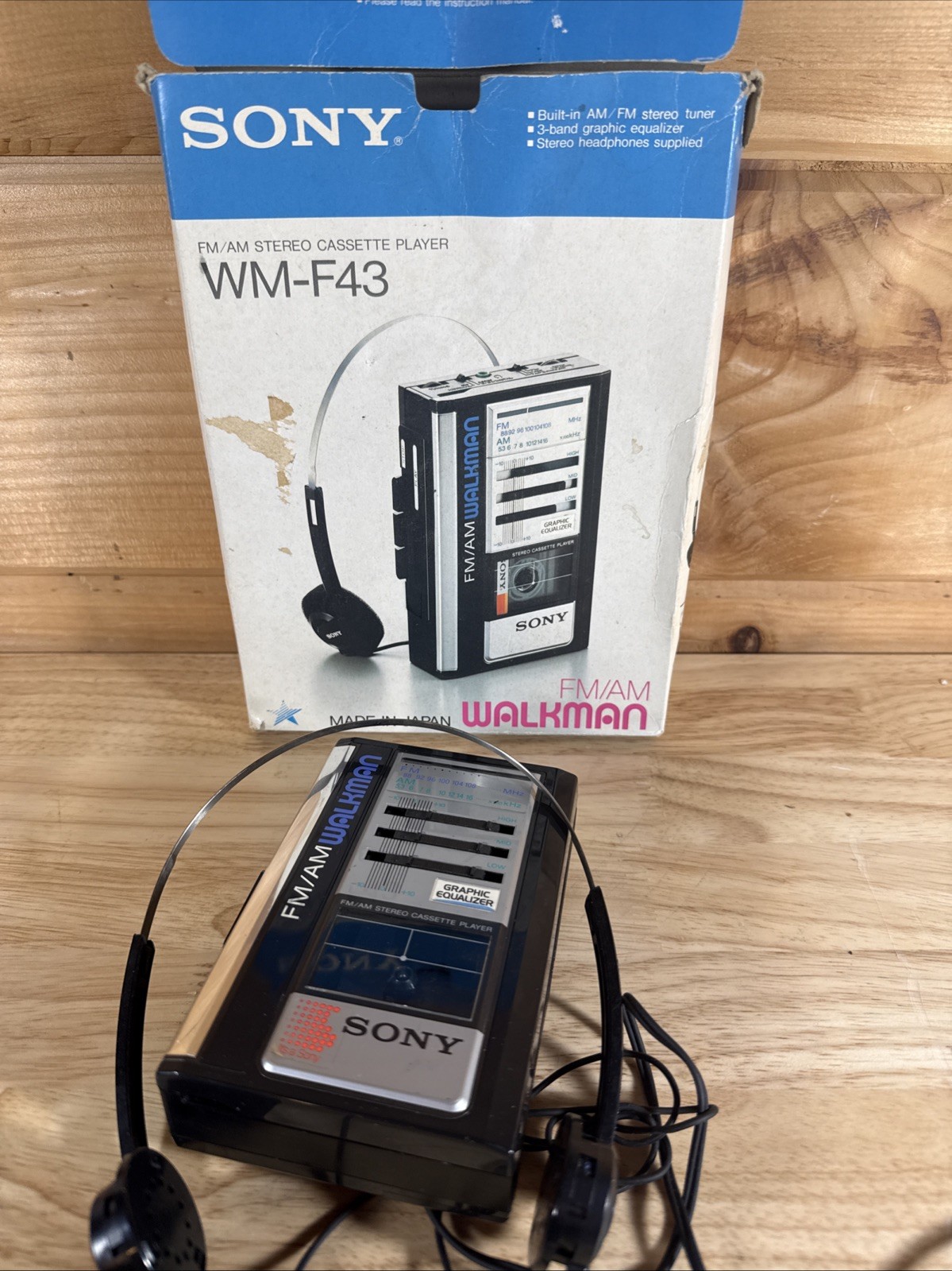 Vintage Sony Walkman WM-F43 AM/FM Radio Cassette Player Graphic Equalizer - Read Vintage Sony Walkman WM-F43 AM/FM Radio Cassette Player Graphic Equalizer - Read