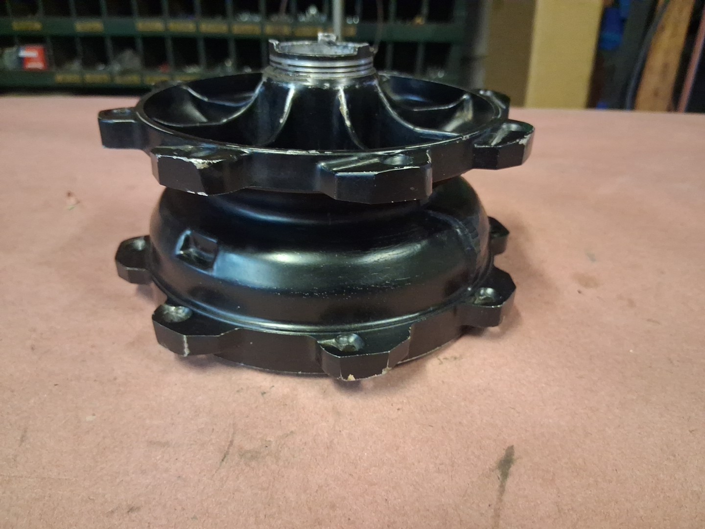 NICE 1985 1986 85 86 YAMAHA TY350 TRIALS TY 350 OEM FRONT WHEEL HUB BRAKE HOLD