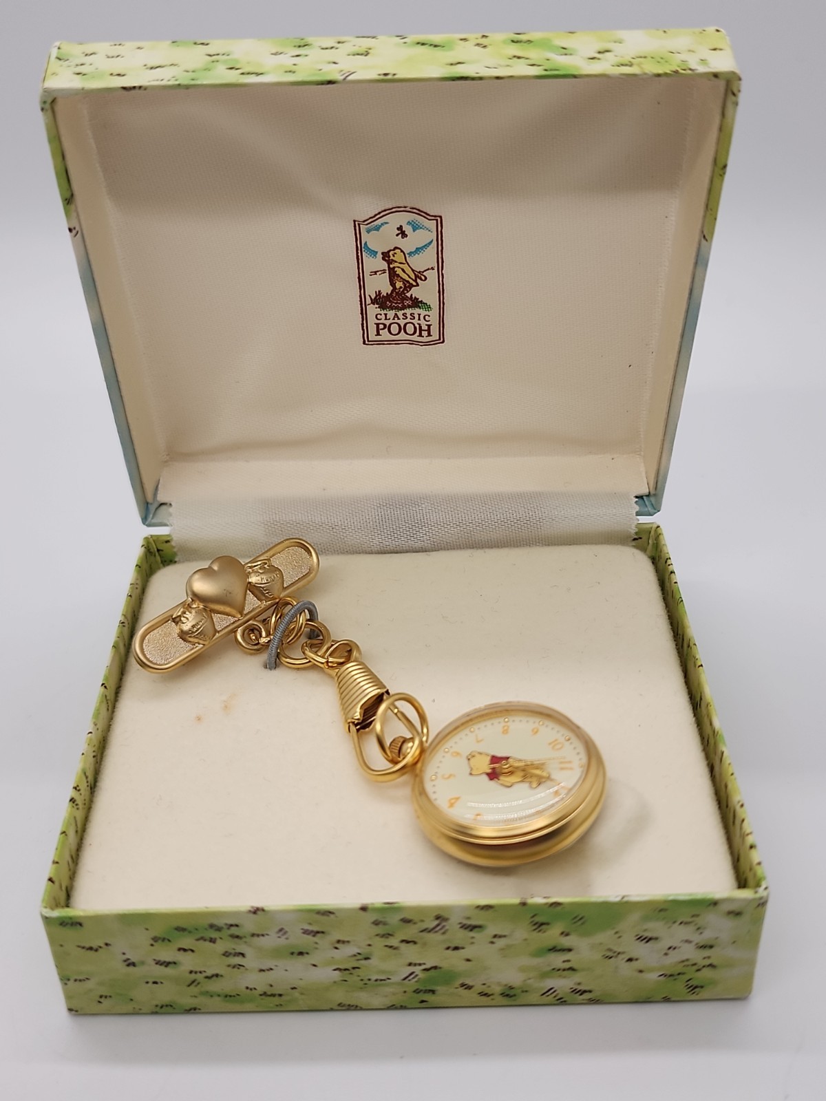 VTG Krementz Disney Winnie The Pooh Gold Tone Pin/Brooch Watch Collectors
