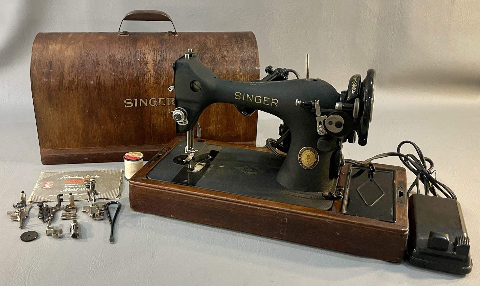 1950’s Vtg Singer Portable Sewing Machine BZ 9-8 W/Acc, Foot Pedal, Case & Key