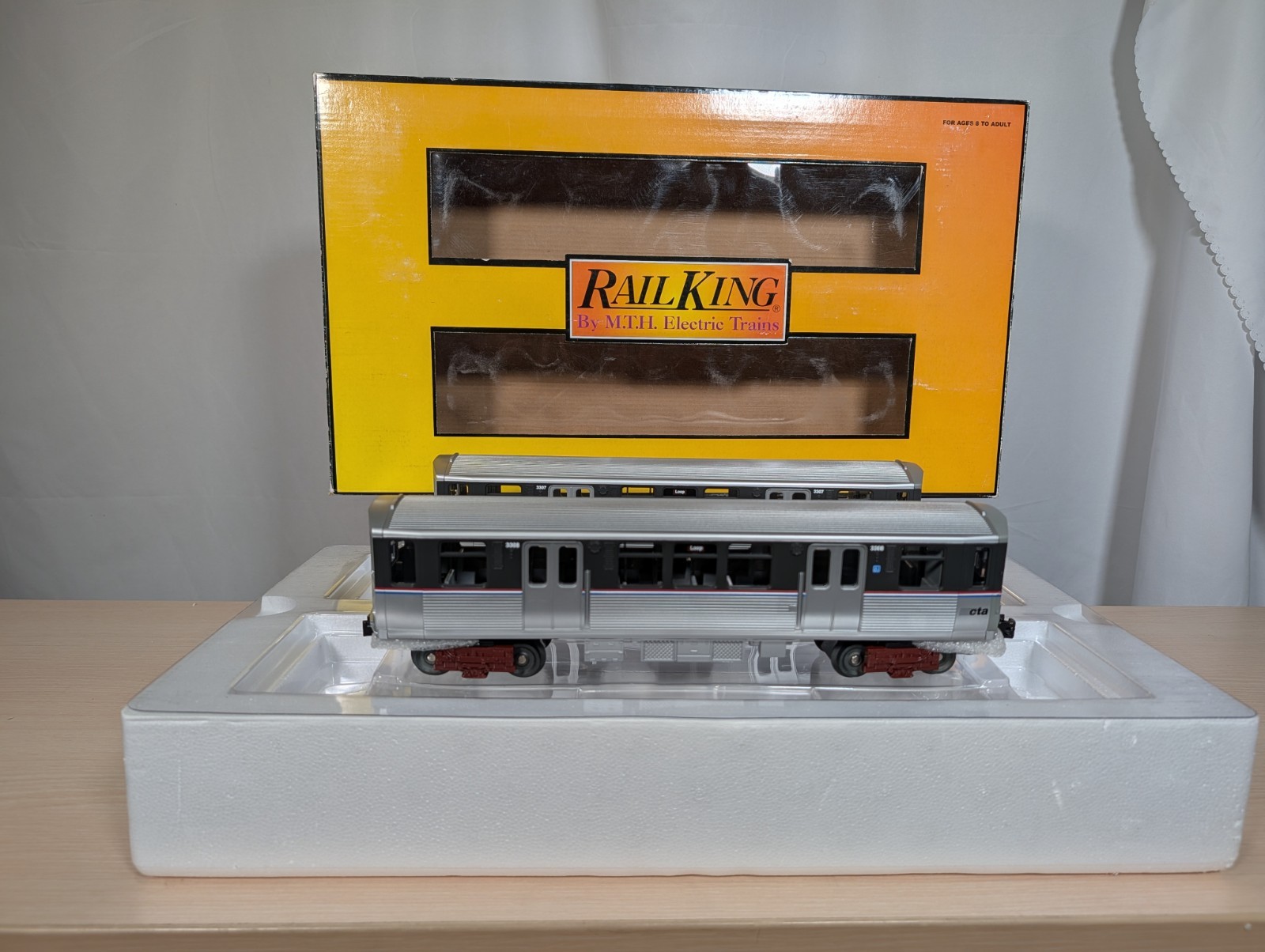 Railking by MTH 30-2175-3 Chicago (Gray Stripe) 2-Car 3200 Series Subway Set NEW Railking by MTH 30-2175-3 Chicago (Gray Stripe) 2-Car 3200 Series Subway Set NEW