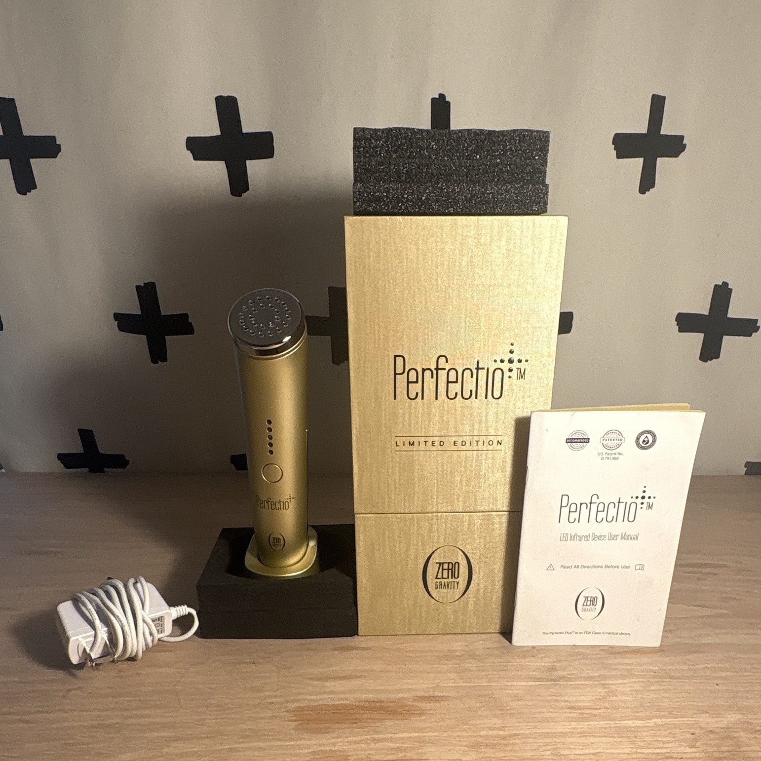 Perfectio Plus LED Infrared Light Device Gold w/ Manual Power Adapter Perfectio Plus LED Infrared Light Device Gold w/ Manual Power Adapter