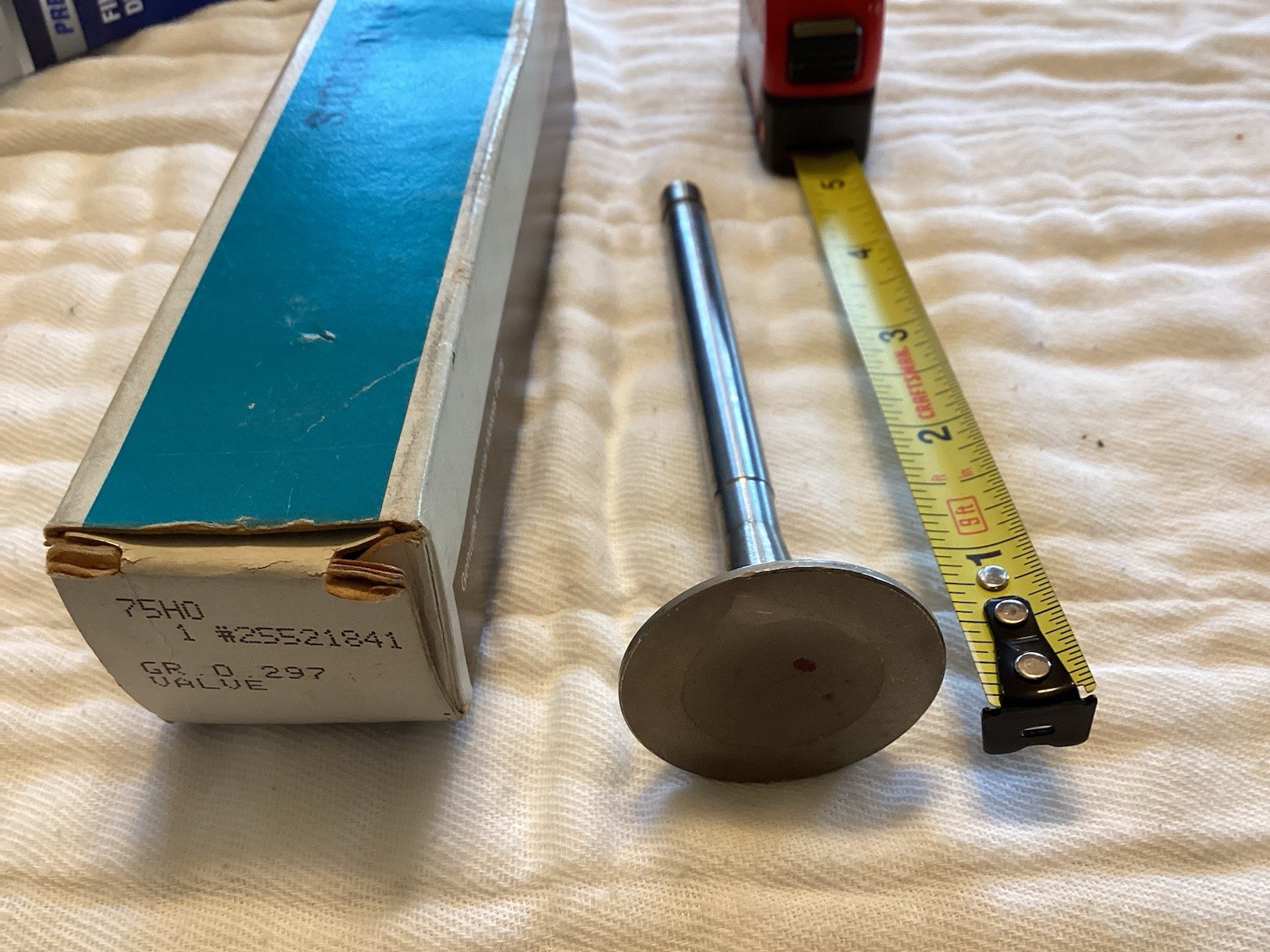 NOS Genuine GM 25521841 Exhaust Valve (1) Oldsmobile 1985-1988 NOS Genuine GM 25521841 Exhaust Valve (1) Oldsmobile 1985-1988