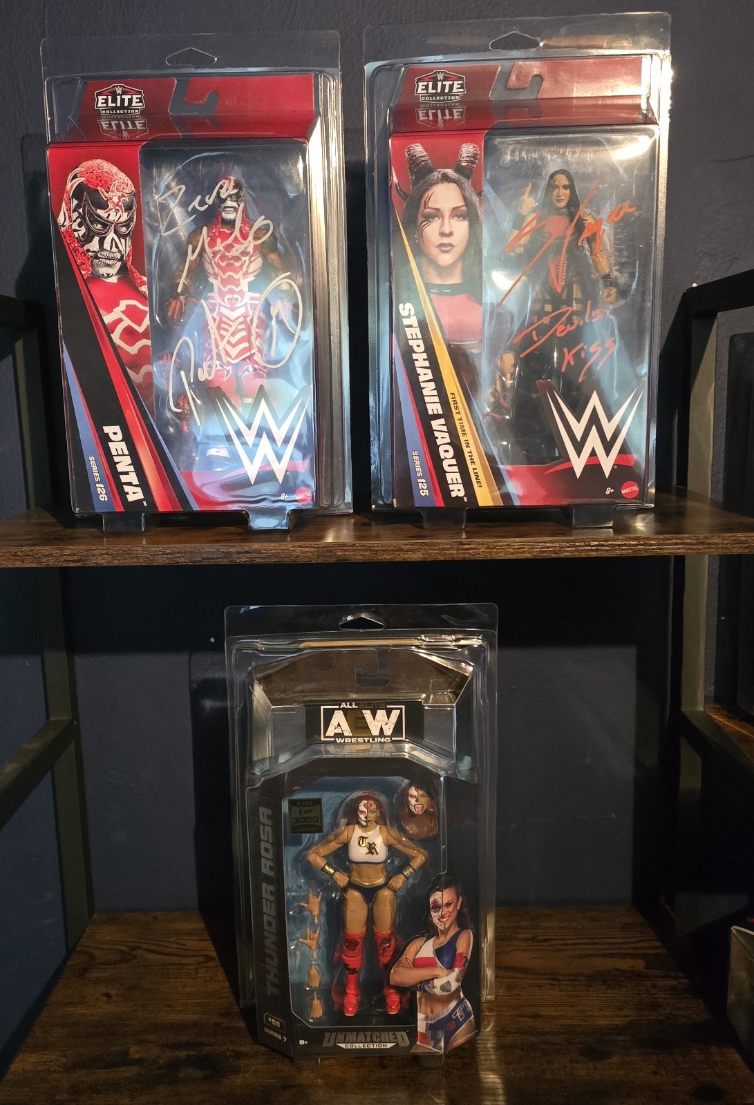 WWE Signed Figure Lot, Penta & Stephanie Vaquer. AEW Thunder Rosa 1 of 3000 fig WWE Signed Figure Lot, Penta & Stephanie Vaquer. AEW Thunder Rosa 1 of 3000 fig