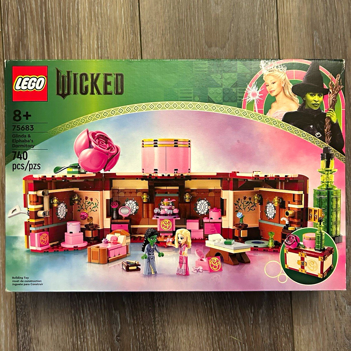 LEGO Wicked 75683 Glinda & Elphaba's Dormitory Complete Set 740 pcs LEGO Wicked 75683 Glinda & Elphaba's Dormitory Complete Set 740 pcs