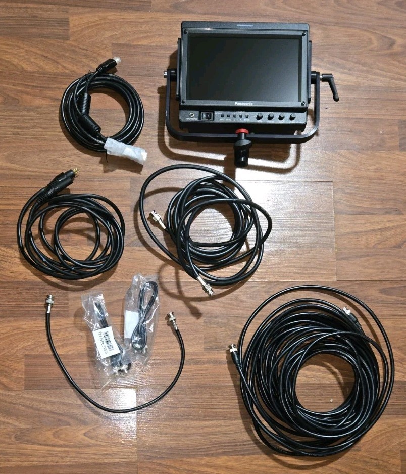 Panasonic BT-LH910G 9\