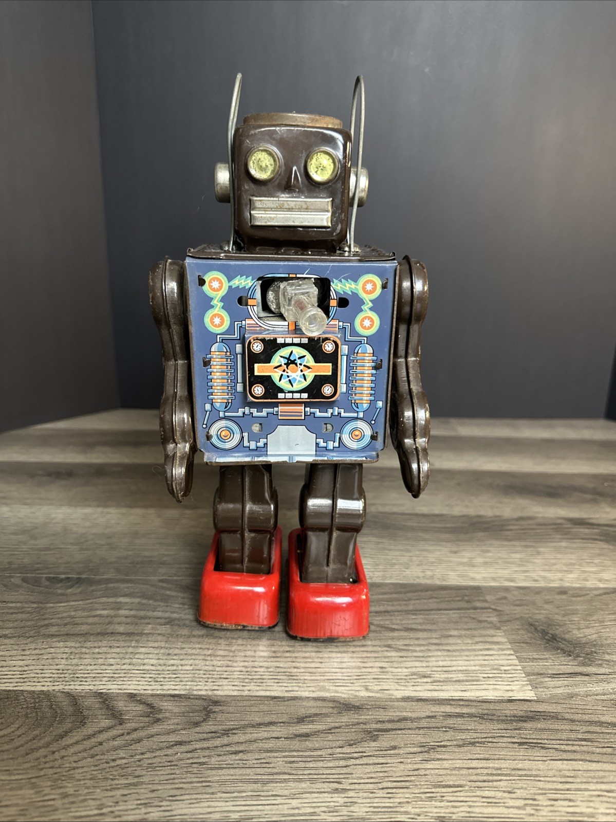 Vintage 1960\'s Horikawa Japan Fighting Space Man Robot Non working Vintage 1960\'s Horikawa Japan Fighting Space Man Robot Non working