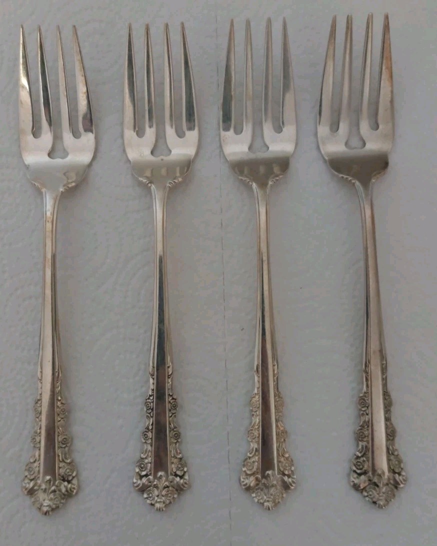 Set of 4 Lunt Sterling Silver Forks 6 1/2\