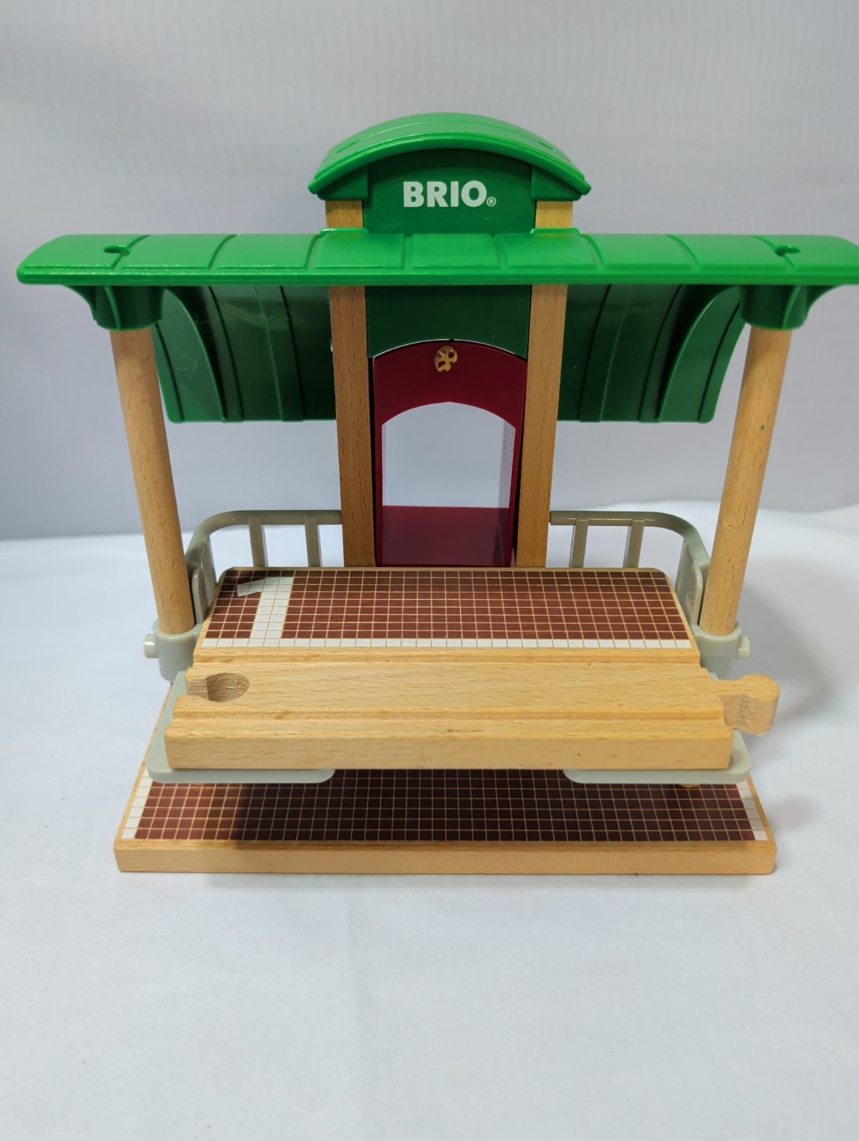 Brio Travel Switching Wood Train Elevator Platform Station Wooden EXCELLENT Cond