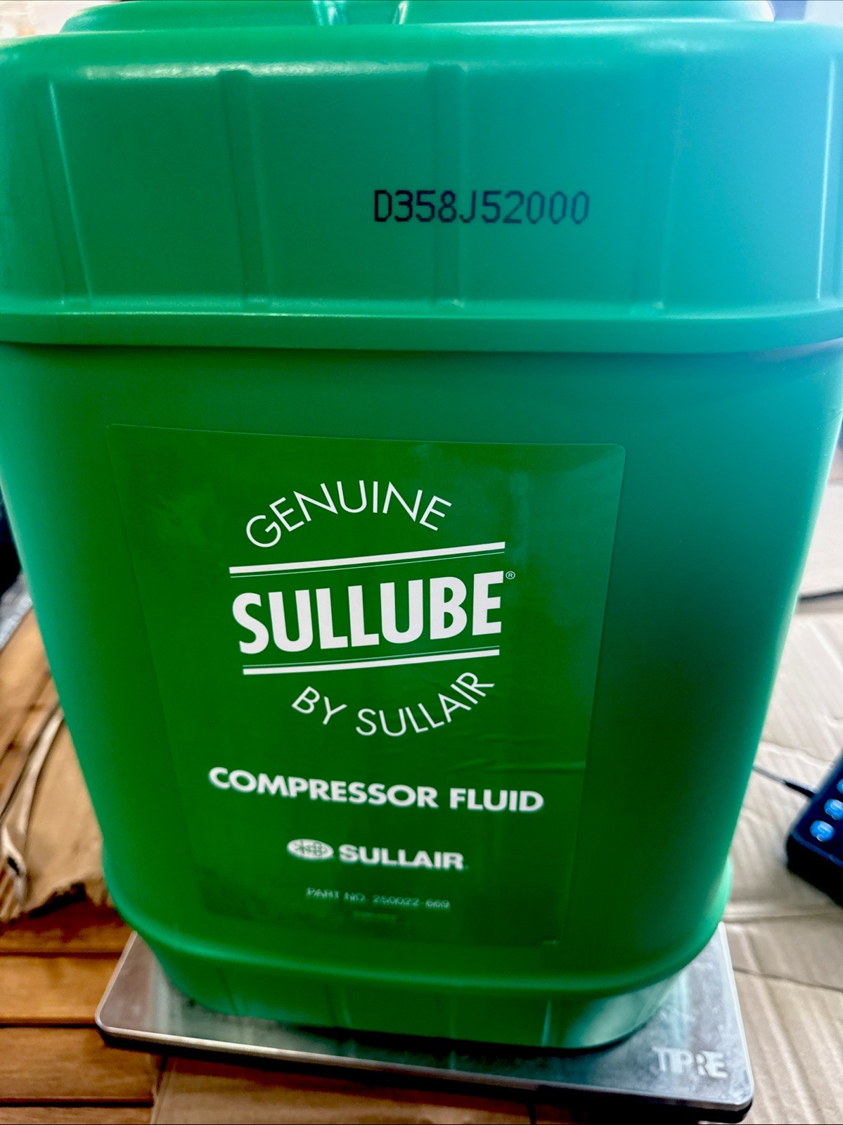Sullair Sullube Air Compressor Fluid 5gal Lubricant Genuine OEM 250022-669 Sullair Sullube Air Compressor Fluid 5gal Lubricant Genuine OEM 250022-669