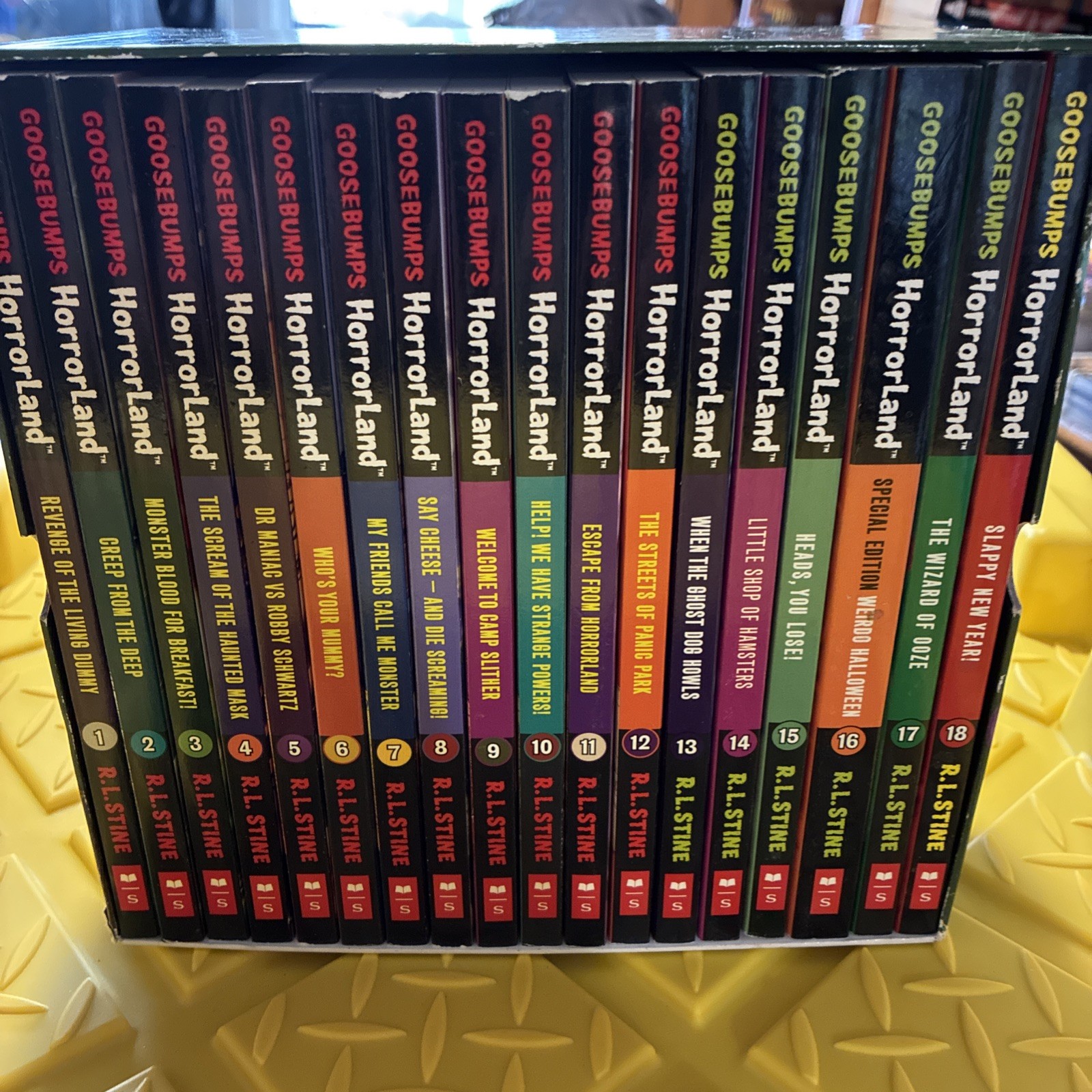 Goosebumps Horrorland 18 Volume Set Mint & Unread Pristine 🔥 R.L. Stine