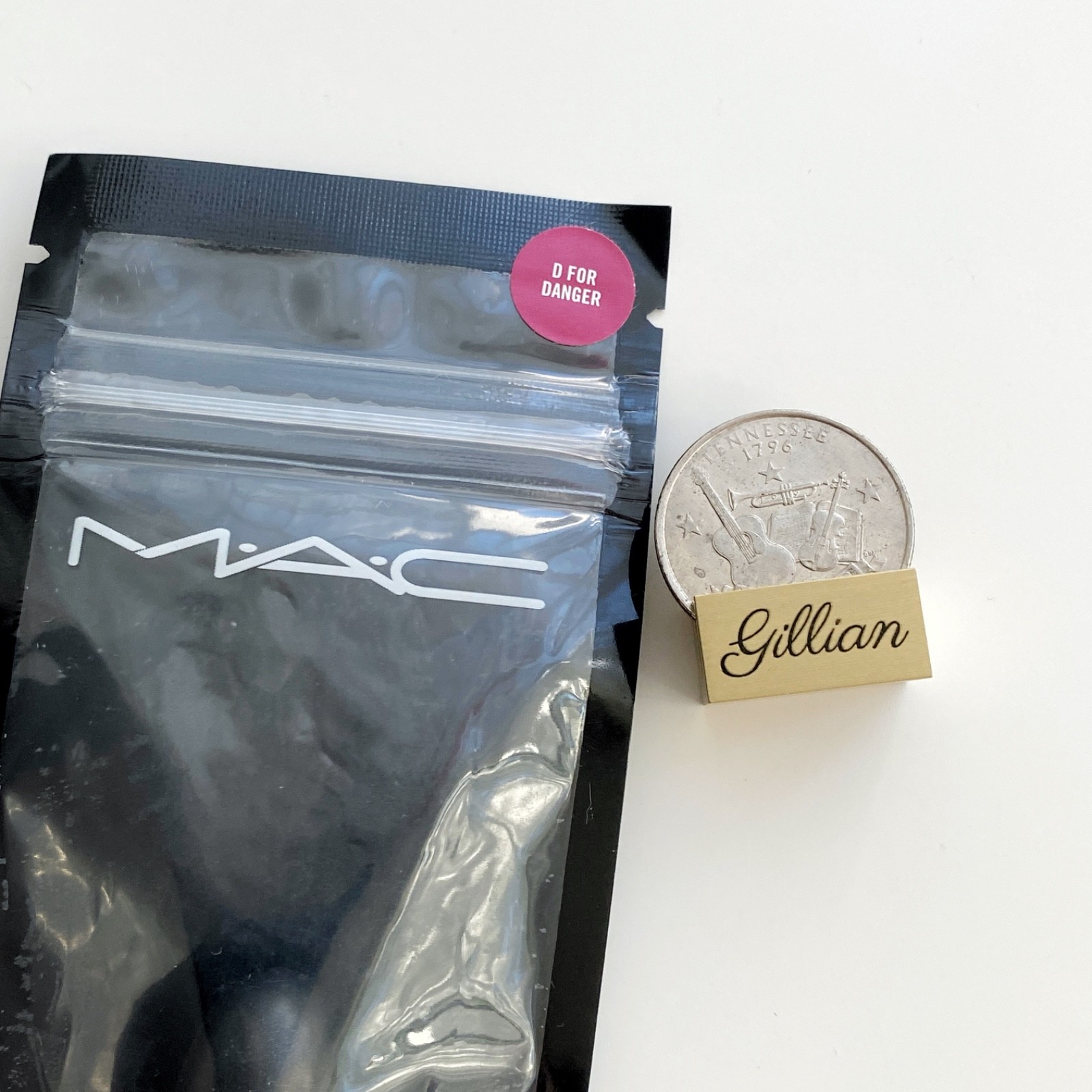 MAC MINI Lipstick - Rare Colors - SEALED - Old Formula - PICK YOUR SHADE - 1.8g MAC MINI Lipstick - Rare Colors - SEALED - Old Formula - PICK YOUR SHADE - 1.8g