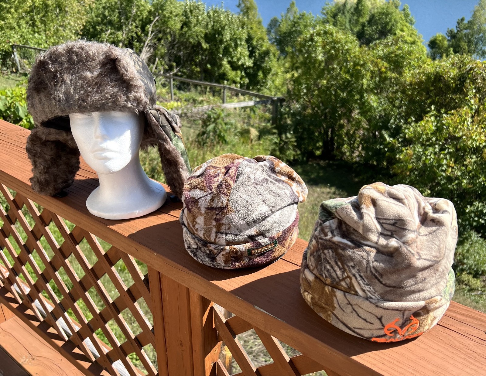 Camo Hat 3 Lot Tru Fit Aviator Trapper Faux Fur + 2 Beanies Remington Realtree Camo Hat 3 Lot Tru Fit Aviator Trapper Faux Fur + 2 Beanies Remington Realtree