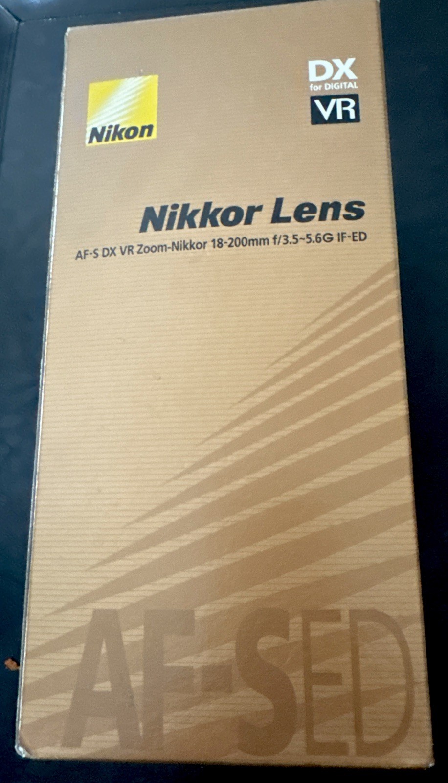 EUC Nikon NIKKOR AF-S DX VR 18-200mm f/3.5-5.6G IF-ED Zoom Lens