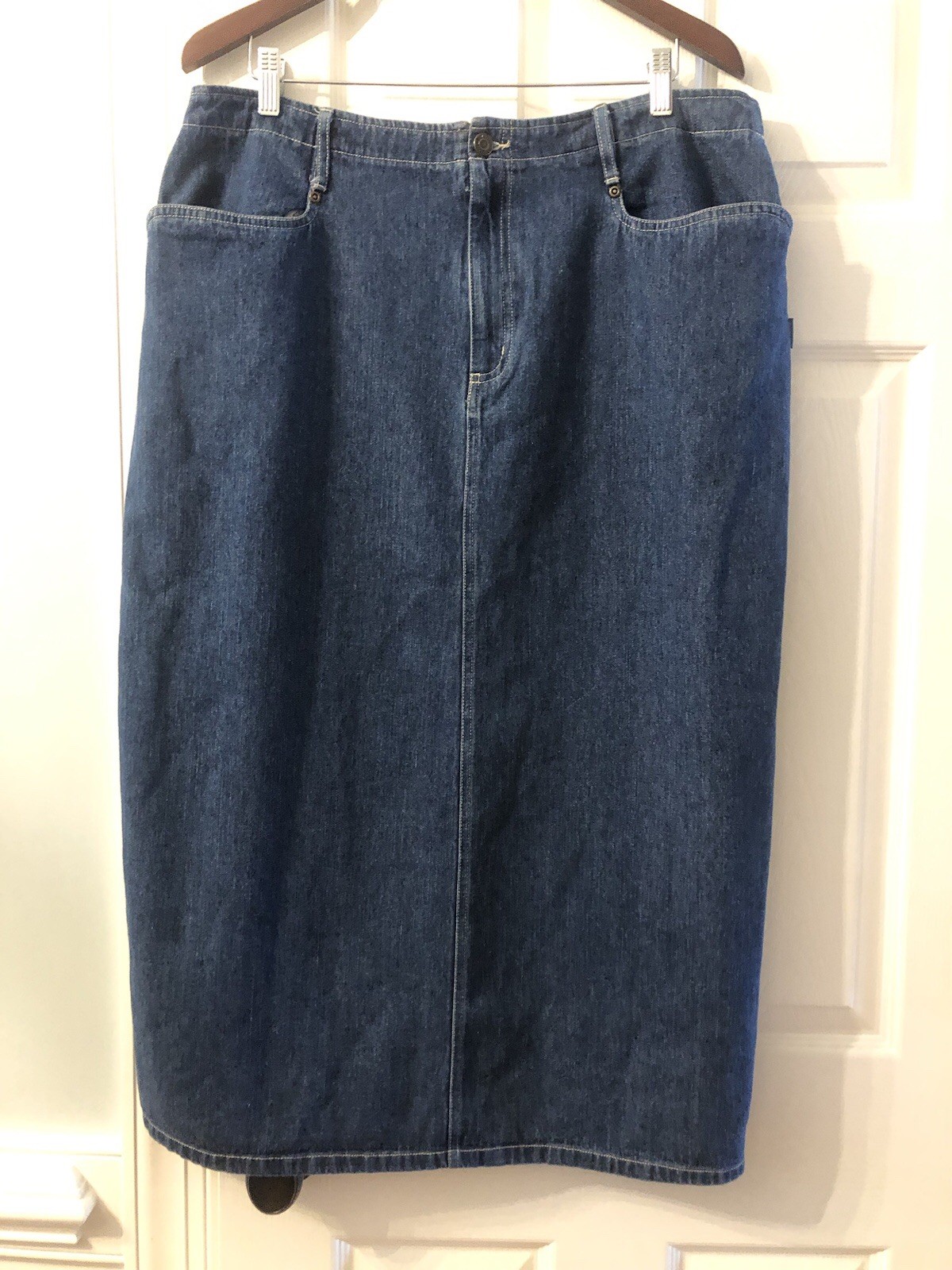 Vintage Blassport Bill Blass Blue Denim Long Skirt Cotton Elastic Waist Size 18 Vintage Blassport Bill Blass Blue Denim Long Skirt Cotton Elastic Waist Size 18