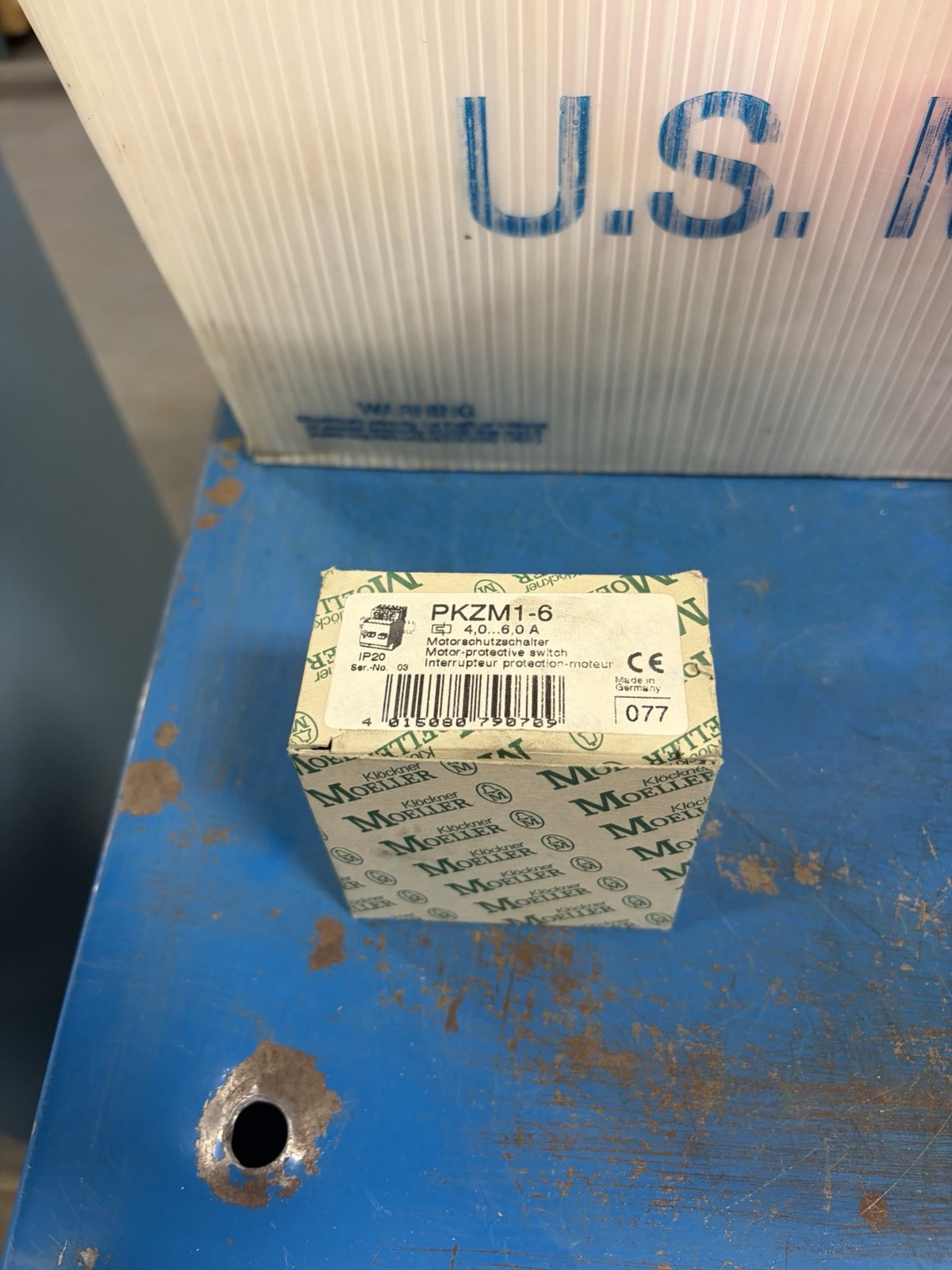 NEW Moeller PKZM1-6 Motor Protection Breaker 1-6 Amp 3 Pole NEW Moeller PKZM1-6 Motor Protection Breaker 1-6 Amp 3 Pole