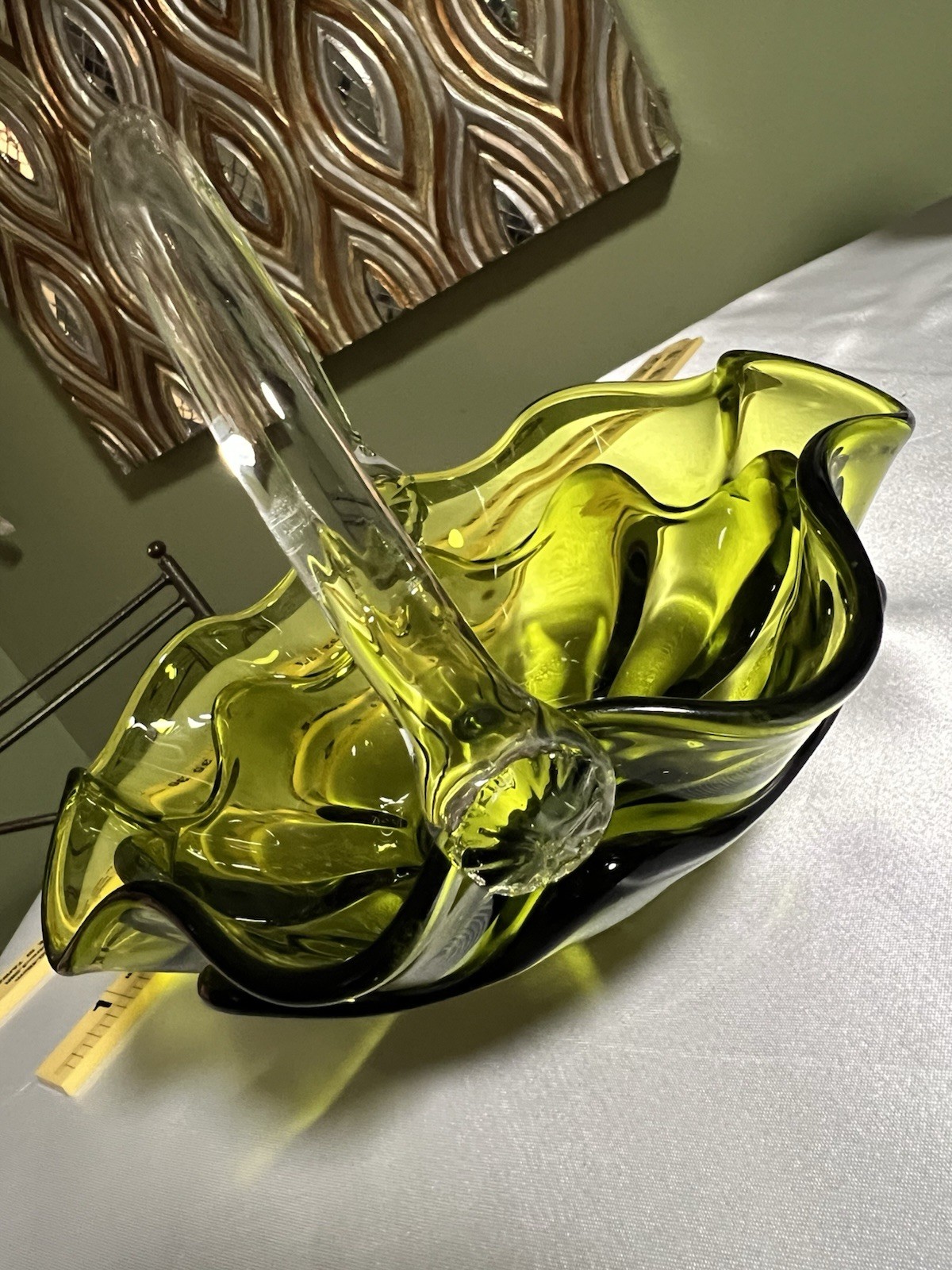 Vintage Viking Glass Epic Avocado Green Basket Double Crimp Clear Handle MCM 7.5