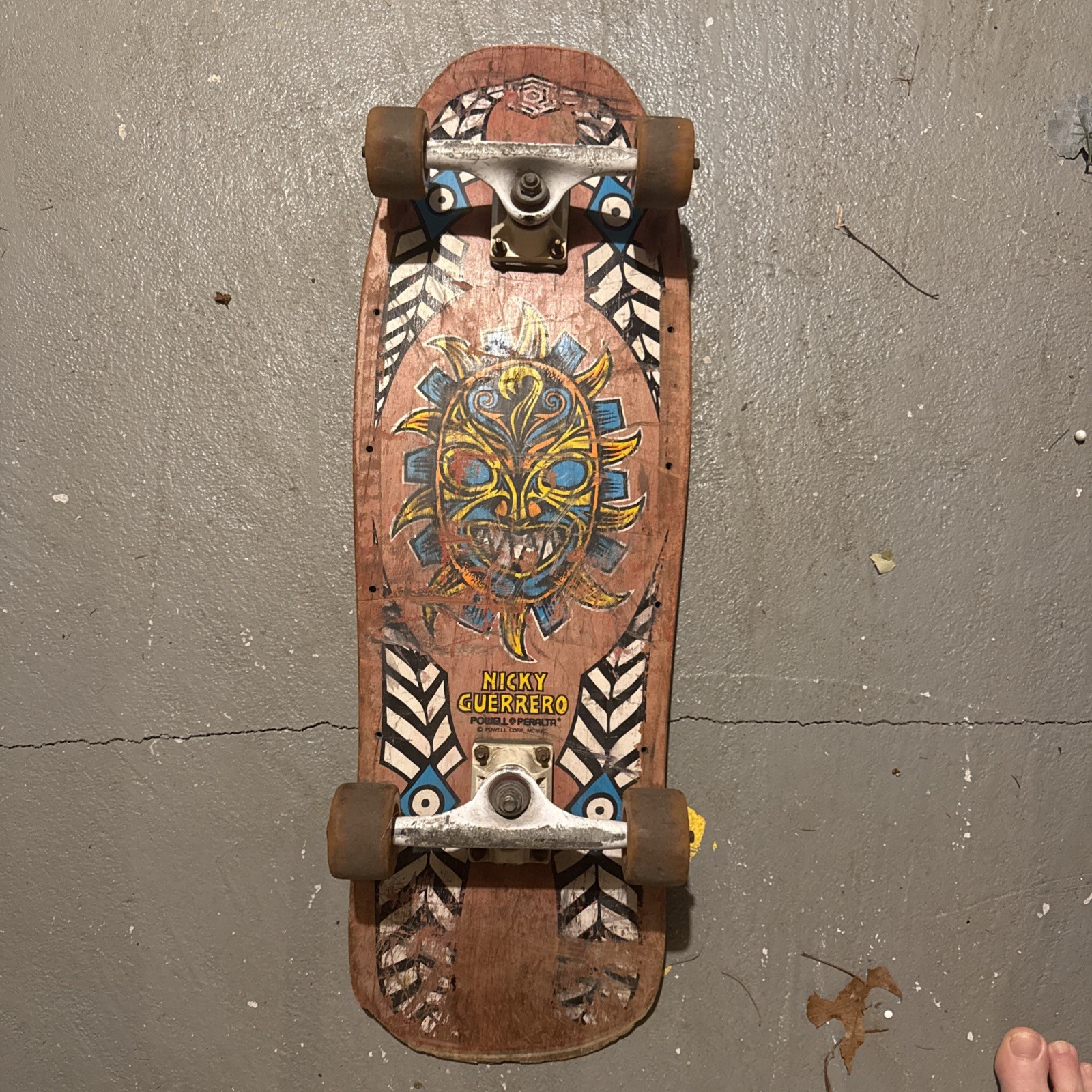 Vintage Nicky Guerrero skateboard Powell and peralta 