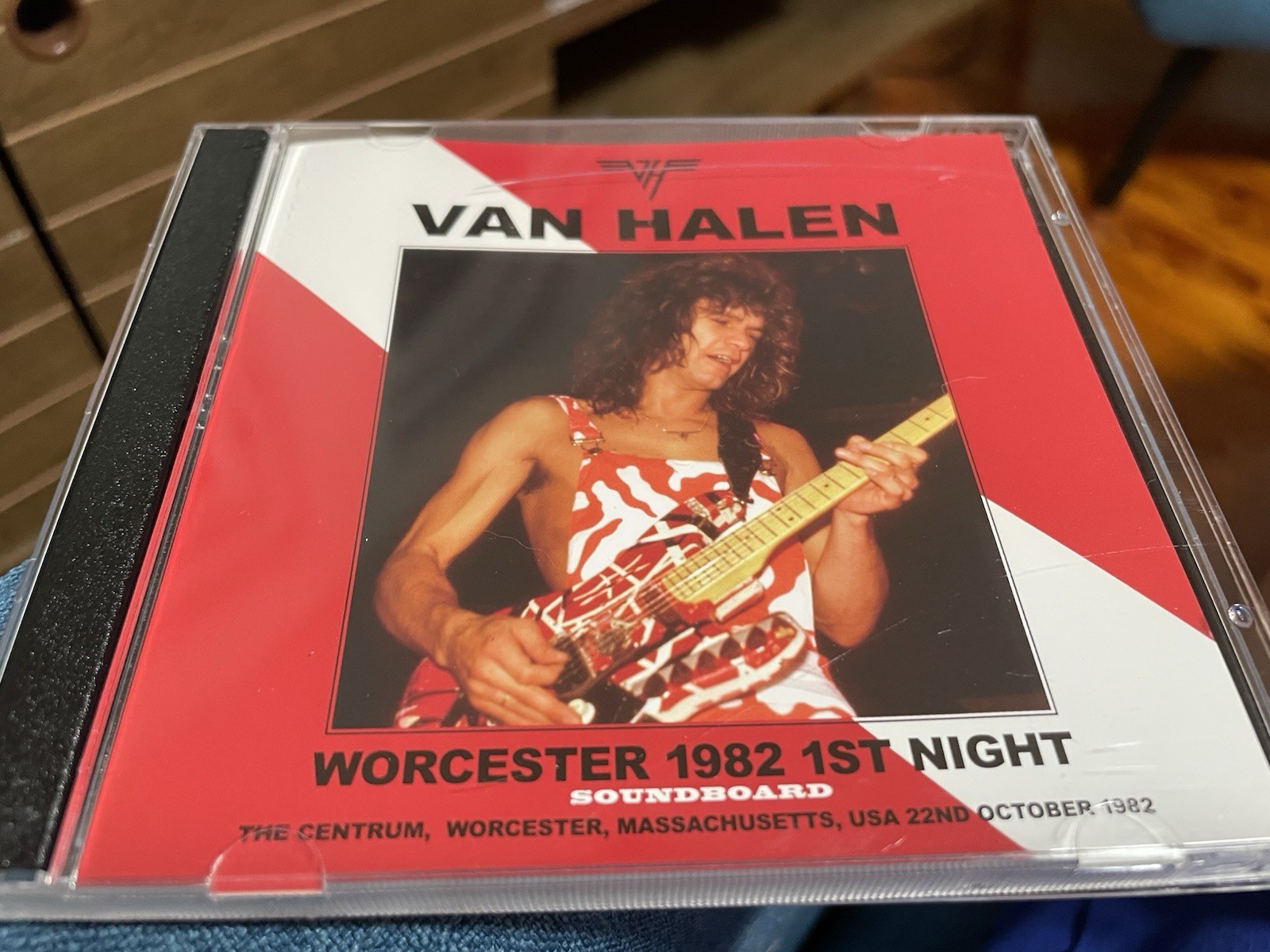 Van Halen 2 CD Live Worcester MA Eddie Alex David Lee Roth Diver Down Tour 1982
