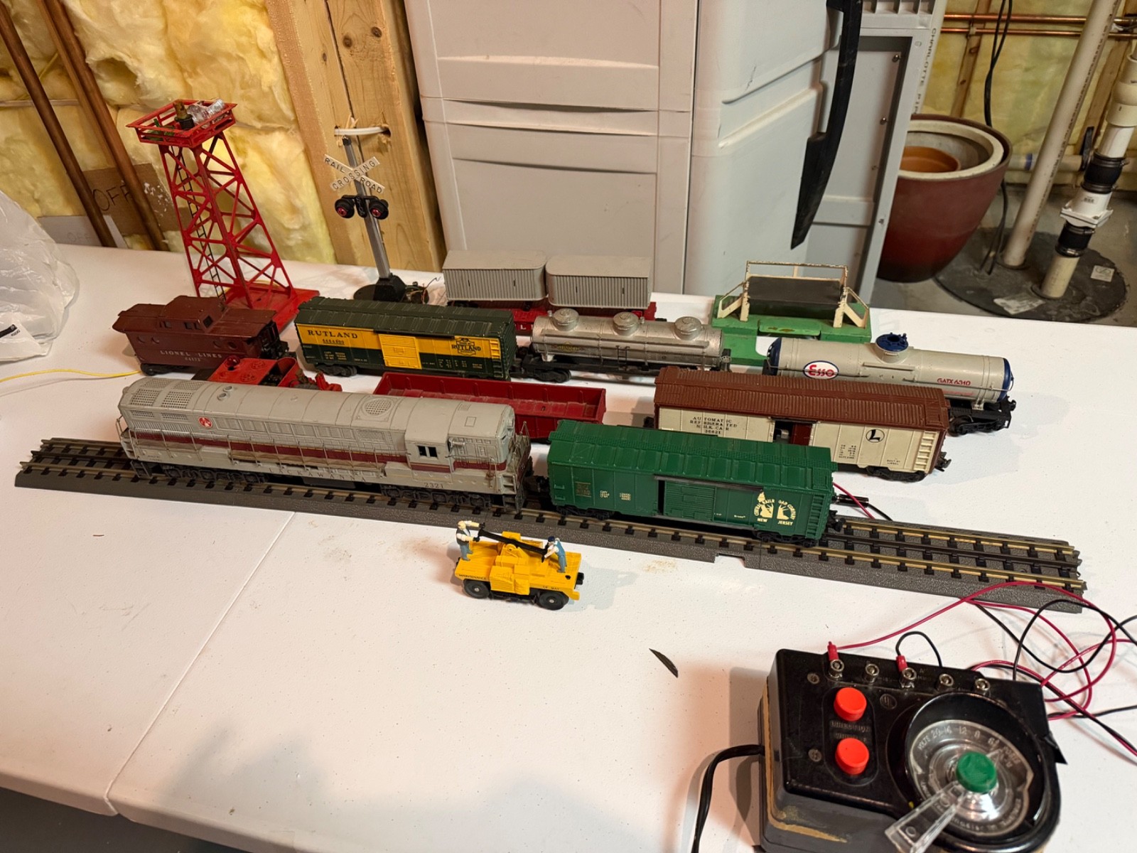 1950's Lionel Trains, Diesel Locomotive(Lackawana 2321)