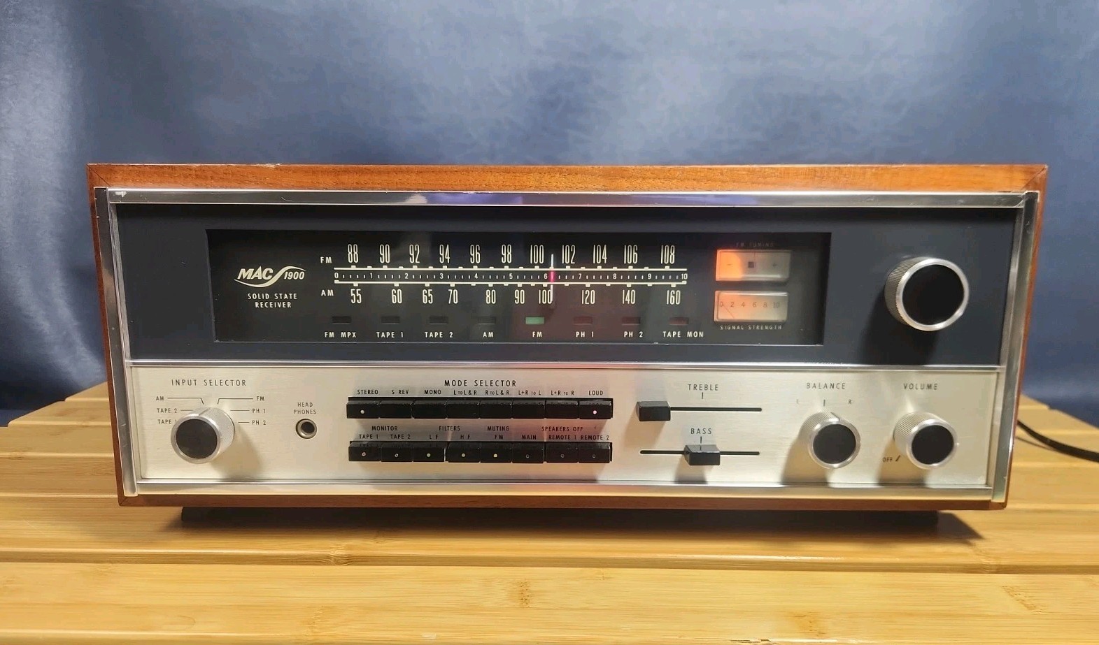 McIntosh MAC 1900 Vintage Stereo Receiver 55WPC Wood Cabinet Tested Working