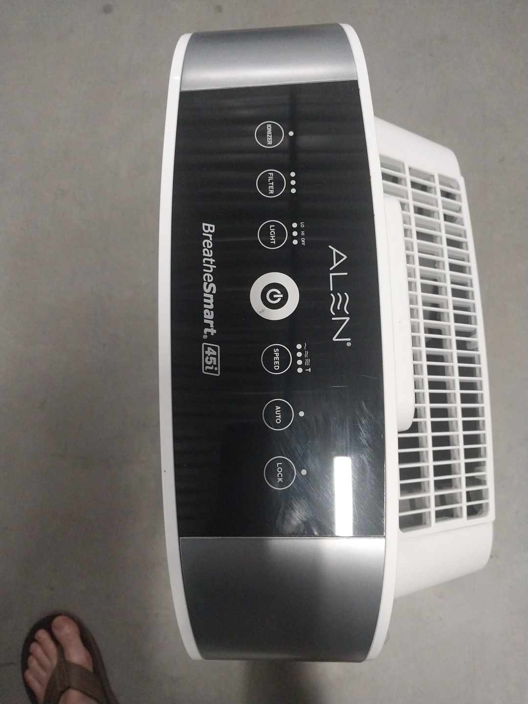 ALEN BREATHESMART 45i AIR PURIFIER Treats  1,900 sq ft $450 New, Great Condition