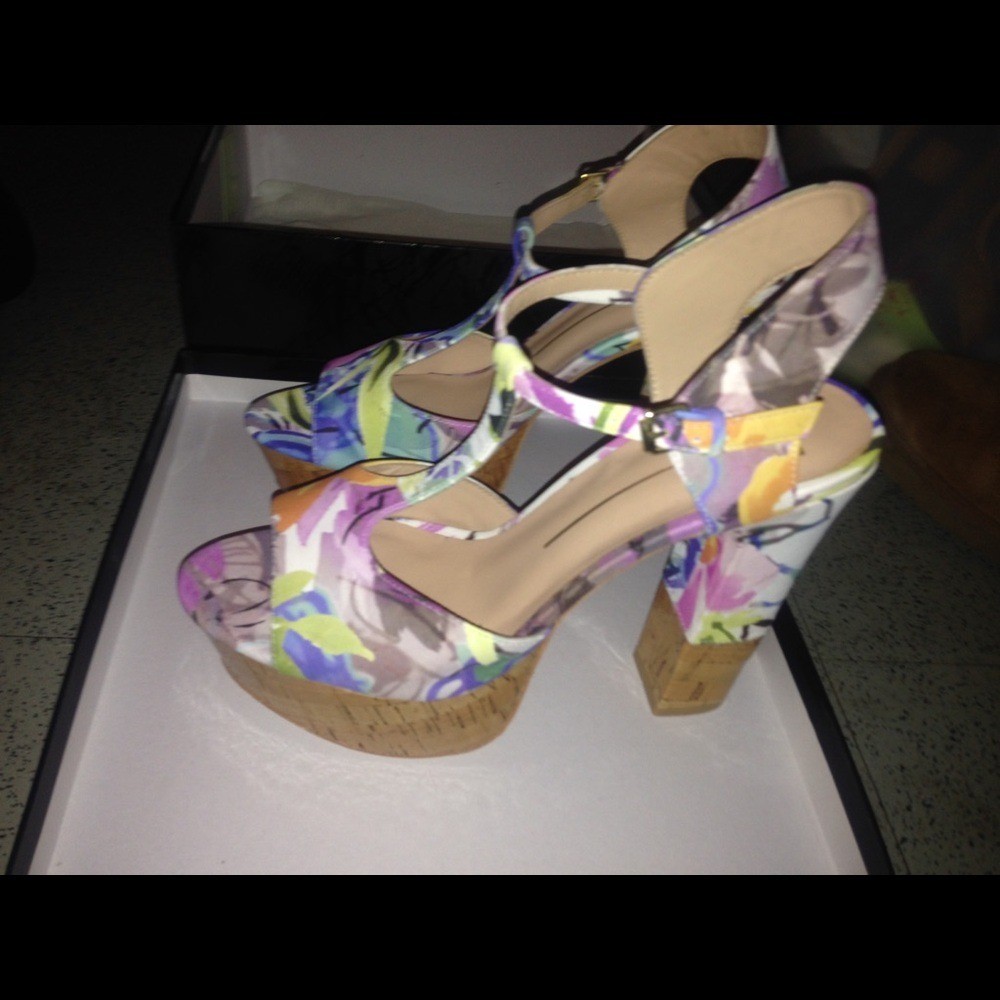 Dolce Vita Floral Heels