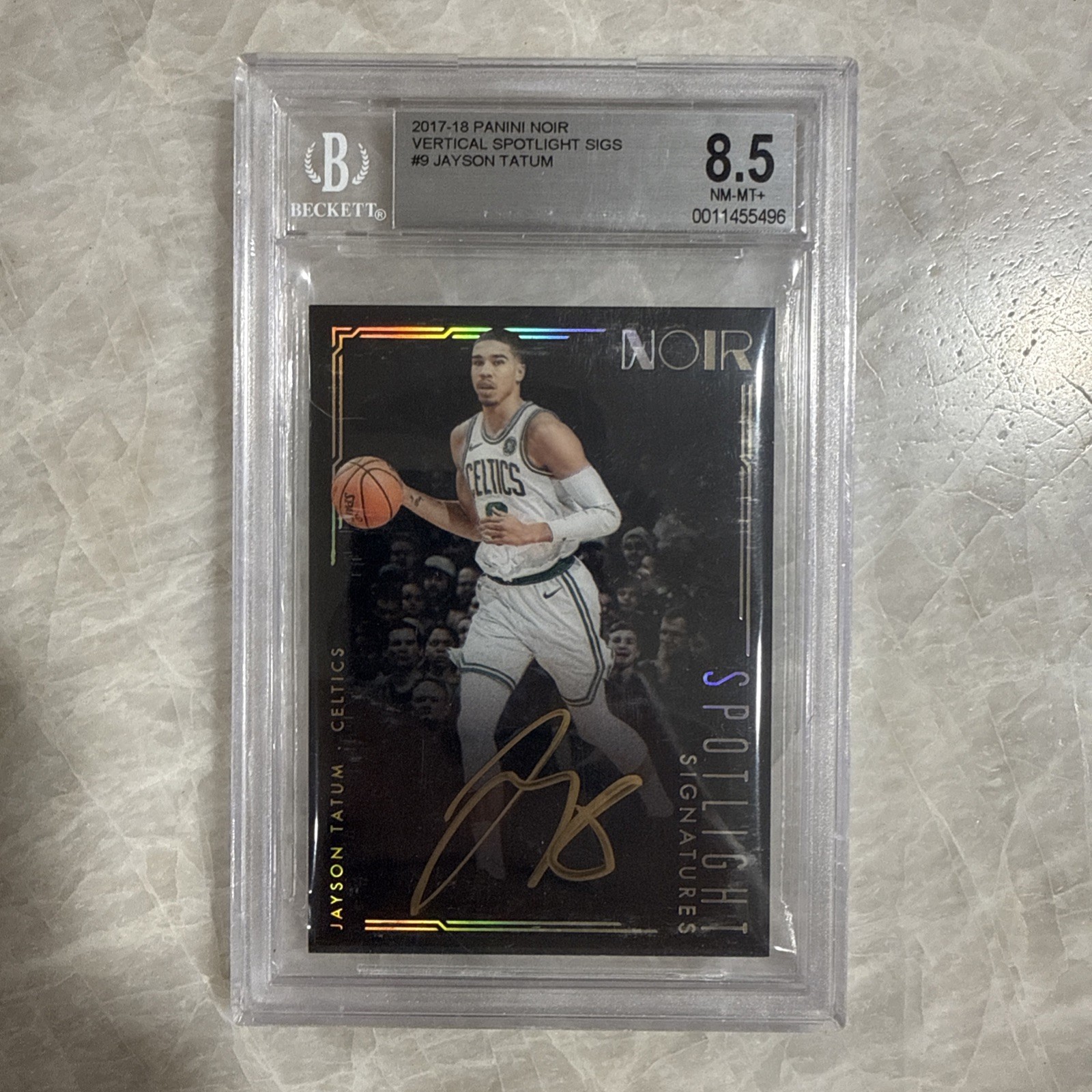 2017-18 NOIR Jayson Tatum RC SPOTLIGHT SIGNATURES /125 ON CARD GOLD AUTO ENCASED 2017-18 NOIR Jayson Tatum RC SPOTLIGHT SIGNATURES /125 ON CARD GOLD AUTO ENCASED