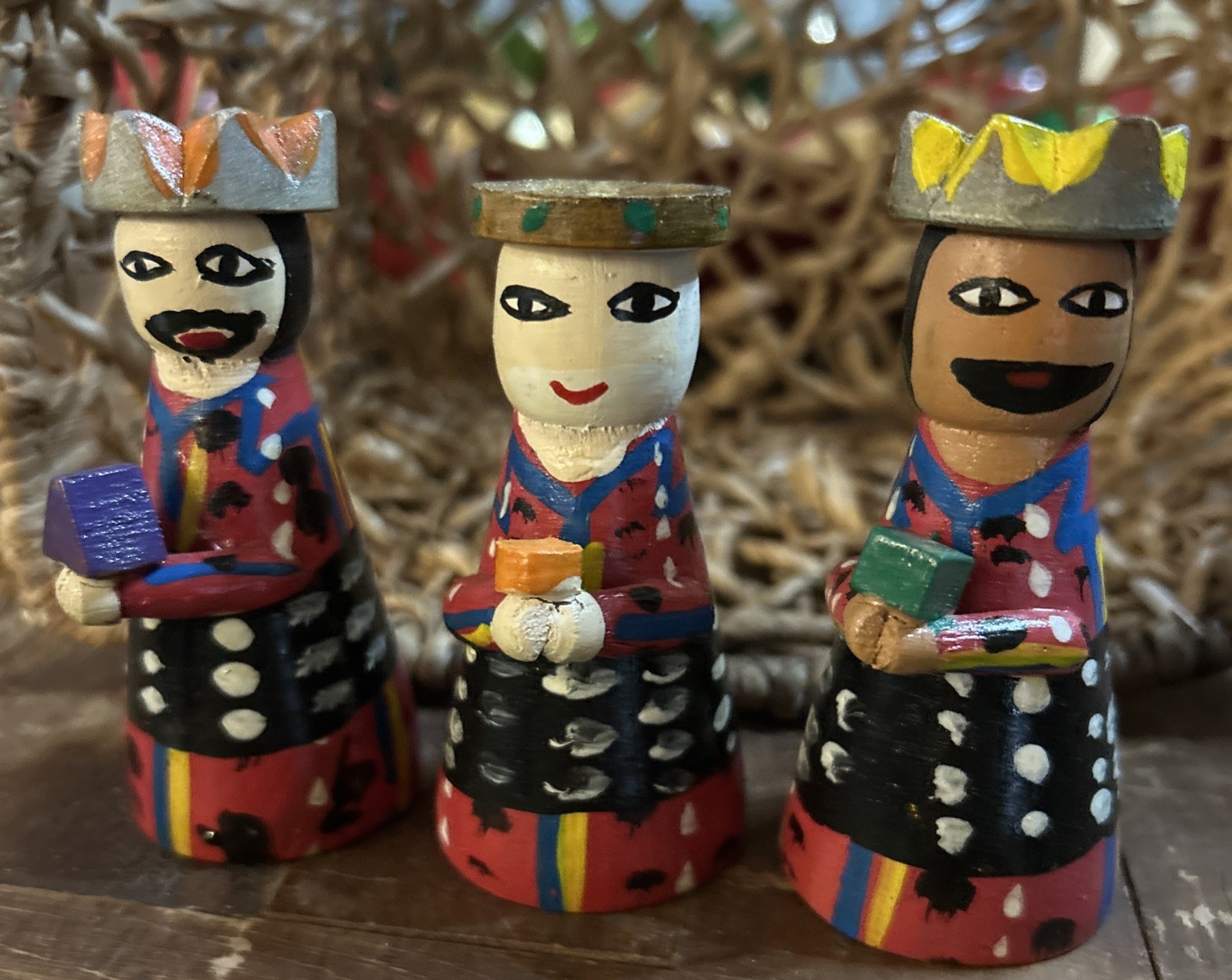 Handmade wood Three Wise Men Nativity Set Hand-Painted Christmas mediterranean Handmade wood Three Wise Men Nativity Set Hand-Painted Christmas mediterranean