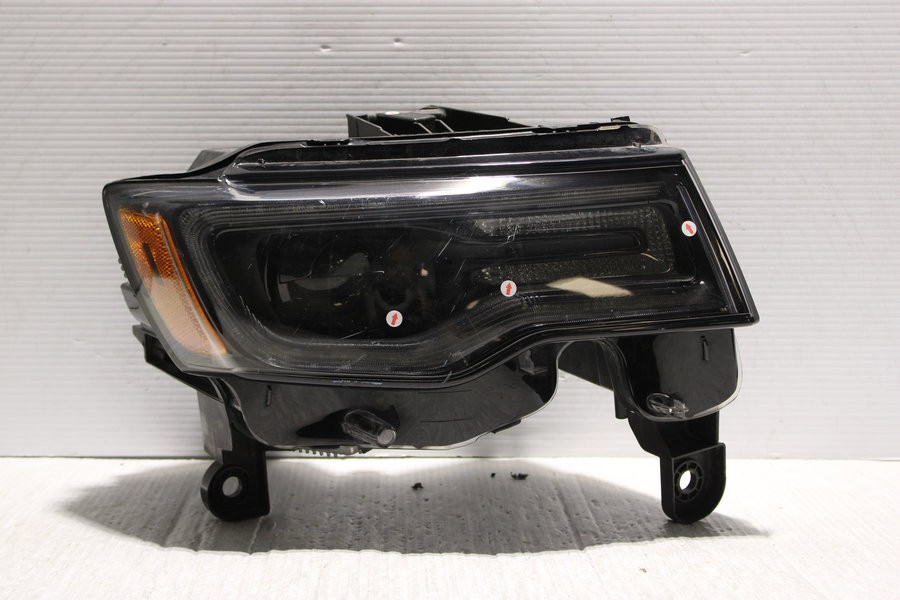 2019-2022 Jeep Grand Cherokee Right Side HID Headlight Assembly OEM 68426872AB