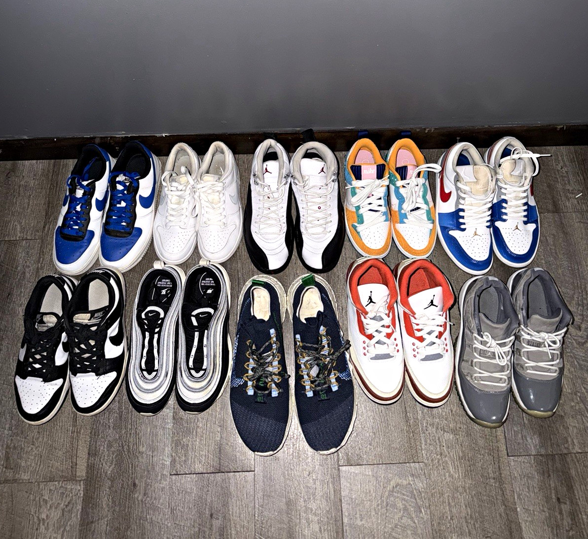 Sneaker lot