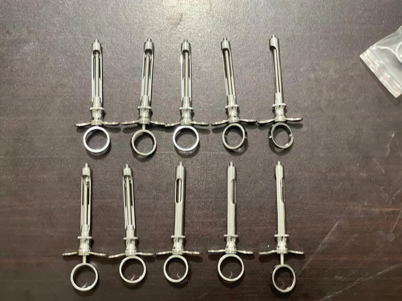 Lot of 10 Hu-Friedy CW Style Dental Anesthetic Aspirating 1.8ml Syringe SYRCW Lot of 10 Hu-Friedy CW Style Dental Anesthetic Aspirating 1.8ml Syringe SYRCW