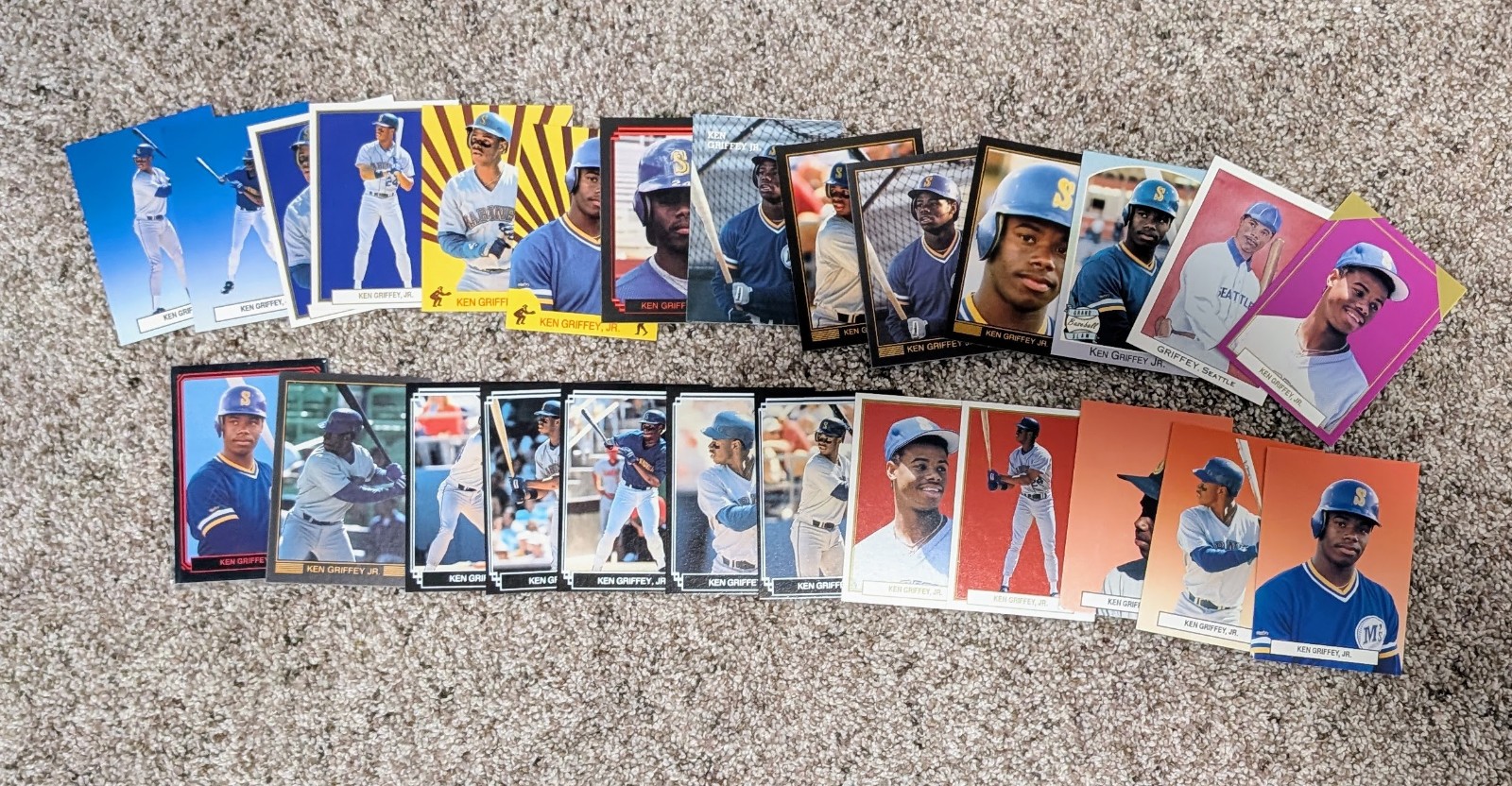 26 Ken Griffey Jr Card Lot 1989 Rookie Year & 1990 Promo Broder All-American No