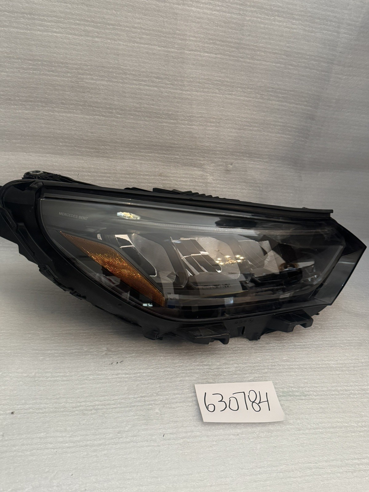 2023–2025 Mercedes-Benz EQE Right headlight projector LED 2023–2025 Mercedes-Benz EQE Right headlight projector LED