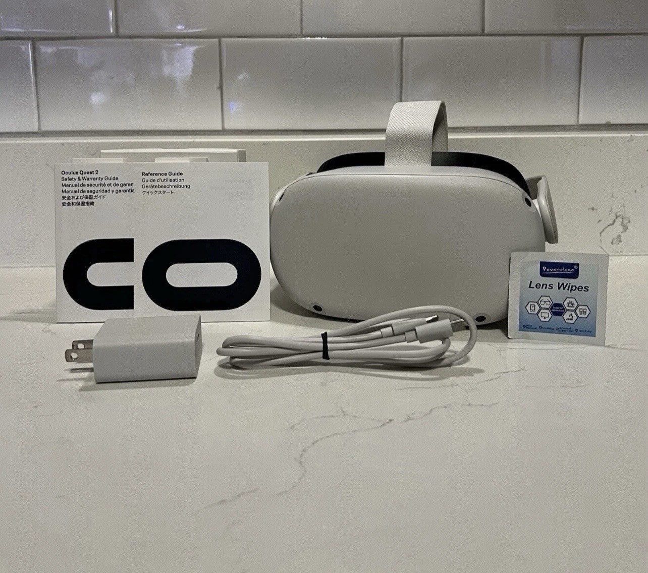 Meta Oculus Quest 2 128 GB Virtual Reality Headset - Tested & Working Meta Oculus Quest 2 128 GB Virtual Reality Headset - Tested & Working