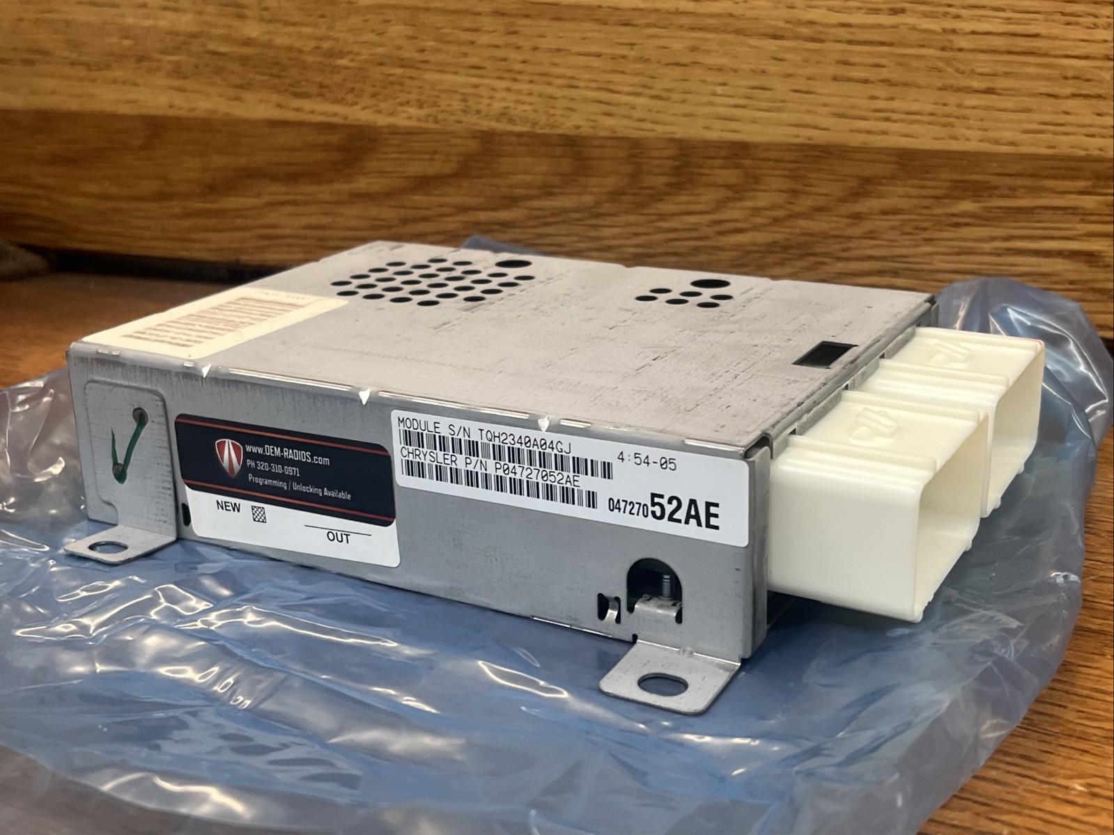 NEW NOS 2000-01 Plymouth Prowler BCM Body Control Module 04727052AE - OEM