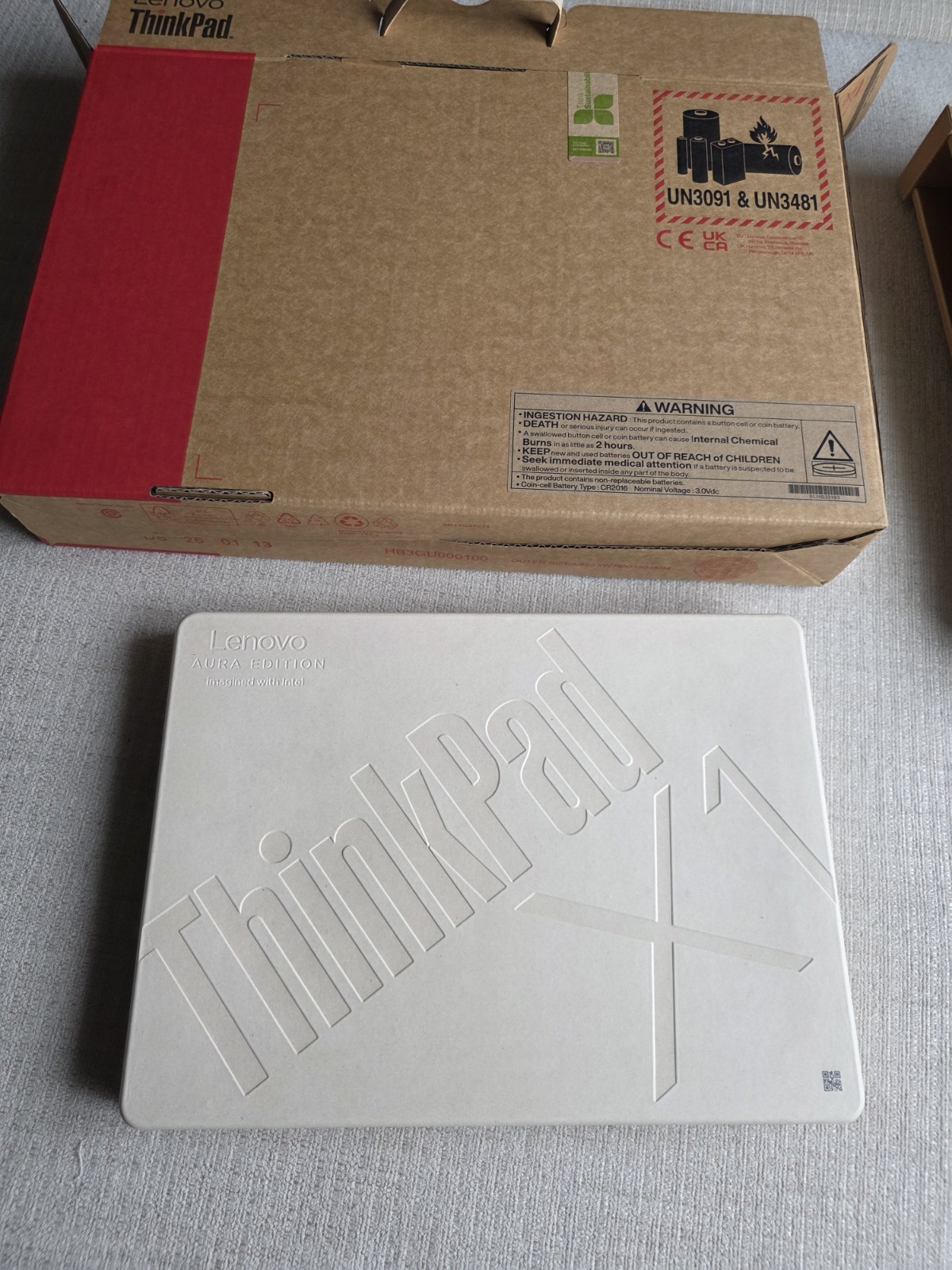 Lenovo ThinkPad X1 Carbon Gen 13, 14