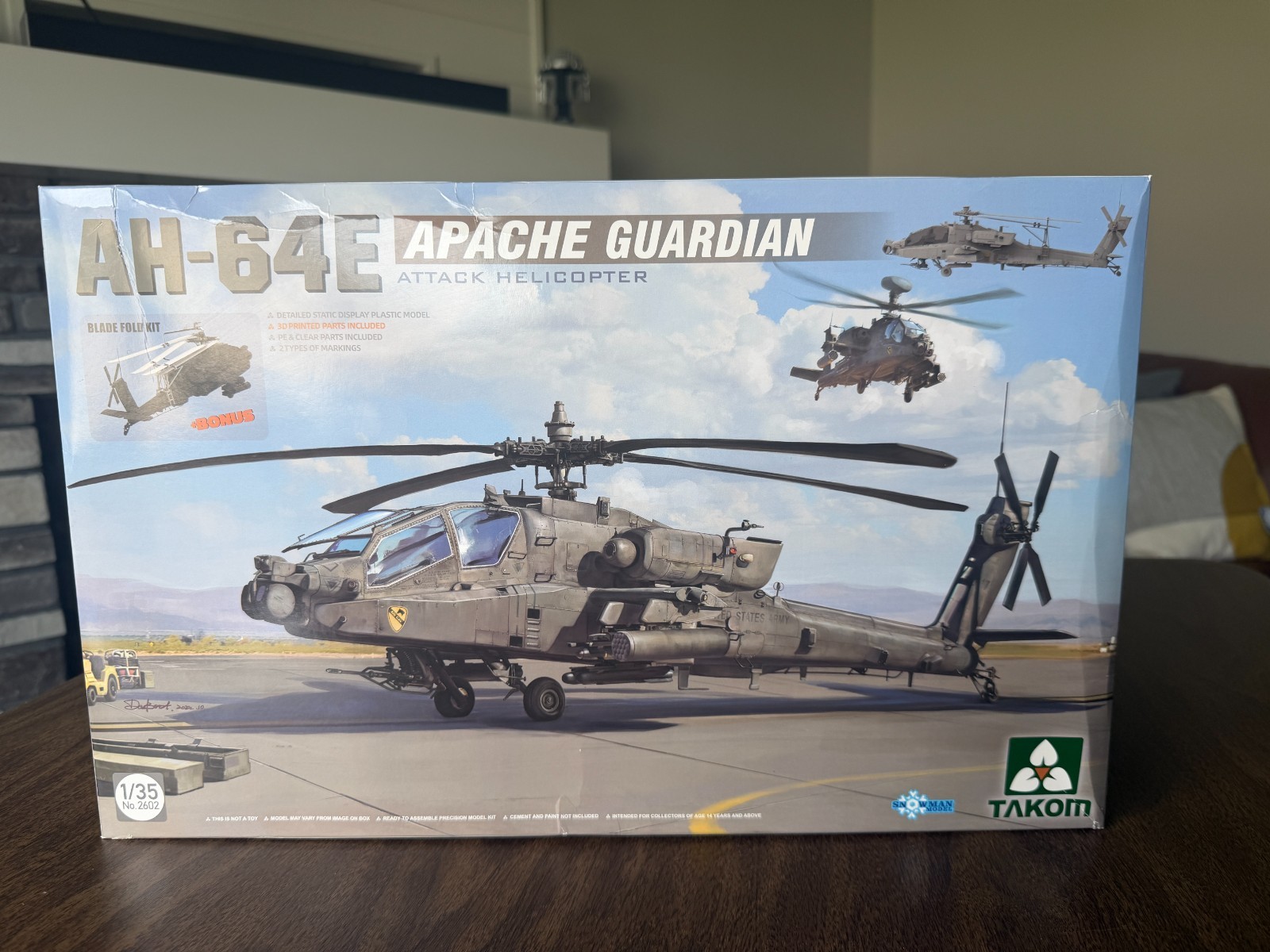 1/35 AH-64E Apache W/ Folding Rotor Set - Takom Kit 2602 Open Box Sealed Bags 1/35 AH-64E Apache W/ Folding Rotor Set - Takom Kit 2602 Open Box Sealed Bags