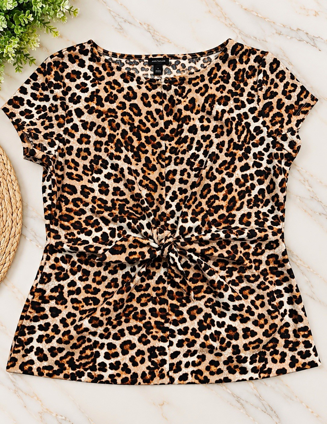 Ann Taylor Factory Leopard Animal Print Twist Front Round Neck Blouse L Ann Taylor Factory Leopard Animal Print Twist Front Round Neck Blouse L