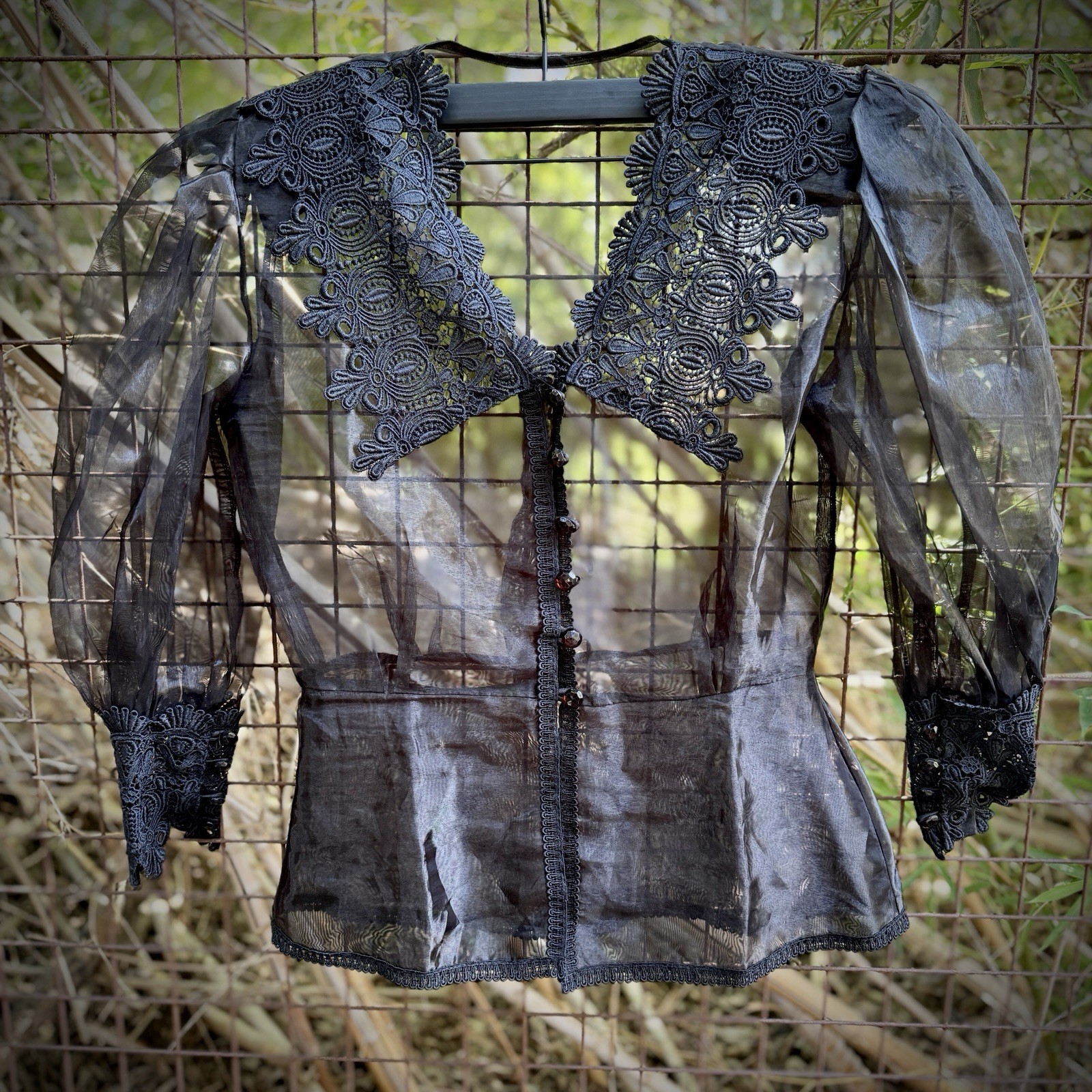 Vintage ‘80s Taffeta & Lace Peplum Blouse (Ranee Boutique)