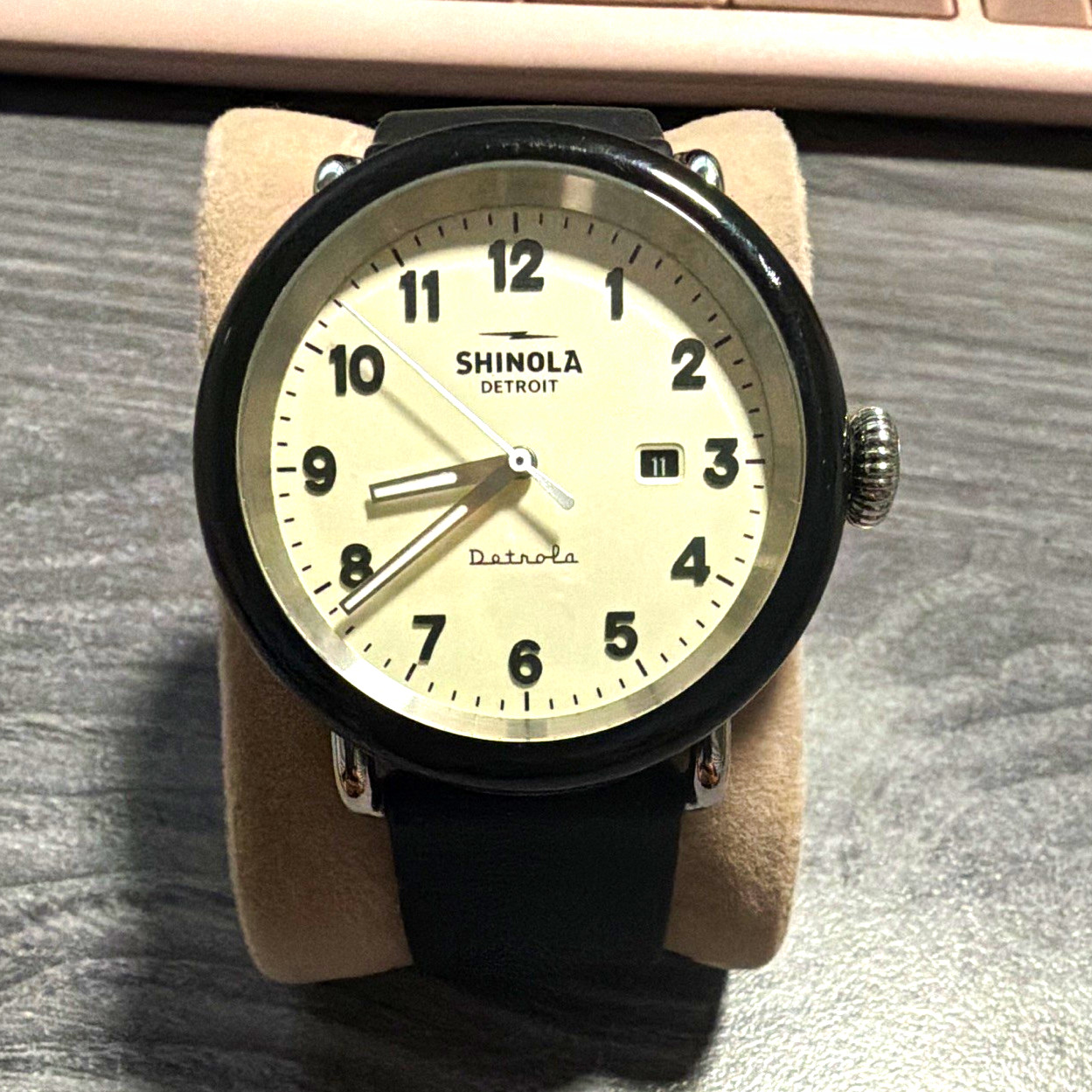 Shinola Detrola Quartz Analog Wristwatch White Dial Date Black Rubber Strap