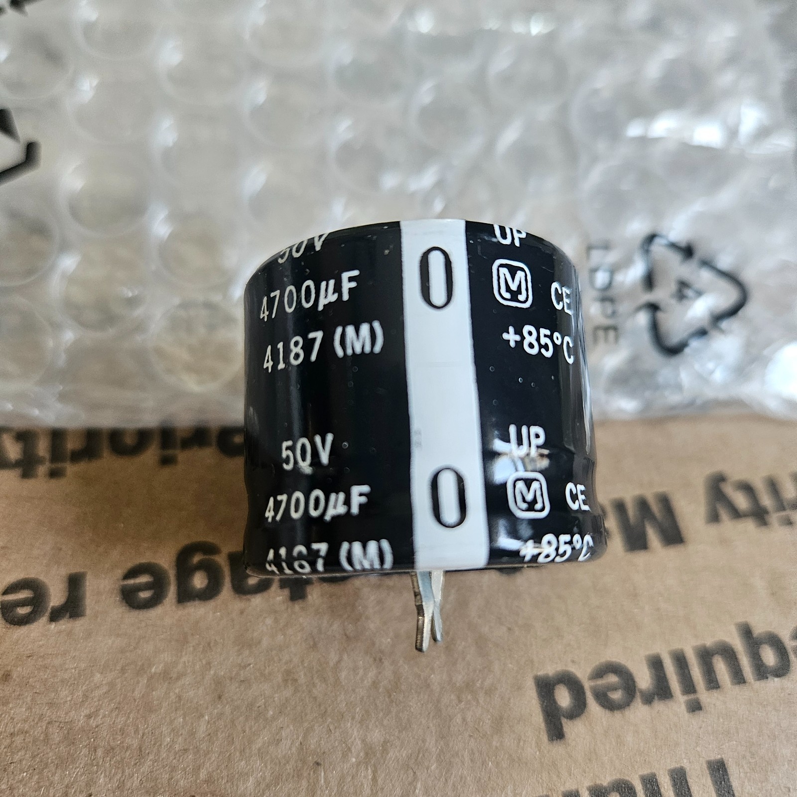 5X Panasonic 4700uF 50V Aluminum Electrolytic Snap In Capacitor (30 available) 5X Panasonic 4700uF 50V Aluminum Electrolytic Snap In Capacitor (30 available)