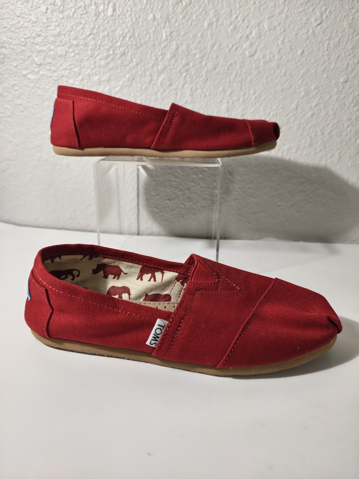 TOMS WOMENS ALPARGATA RED CANVAS SLIP ON FLATS TOMS WOMENS ALPARGATA RED CANVAS SLIP ON FLATS