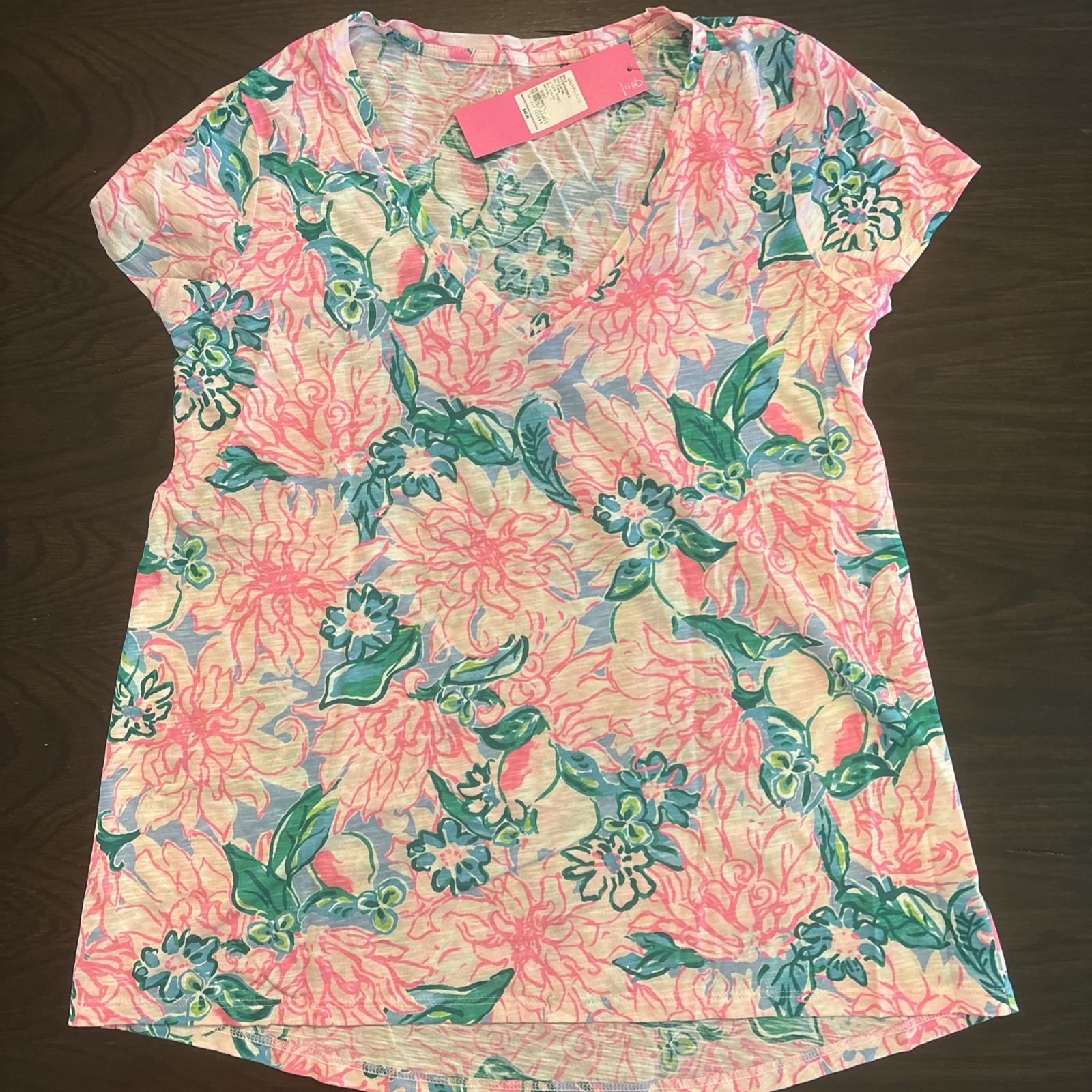 Lilly Pulitzer Women\'s Top Size S Etta Vneck in Pink Blossom NWT Lilly Pulitzer Women\'s Top Size S Etta Vneck in Pink Blossom NWT