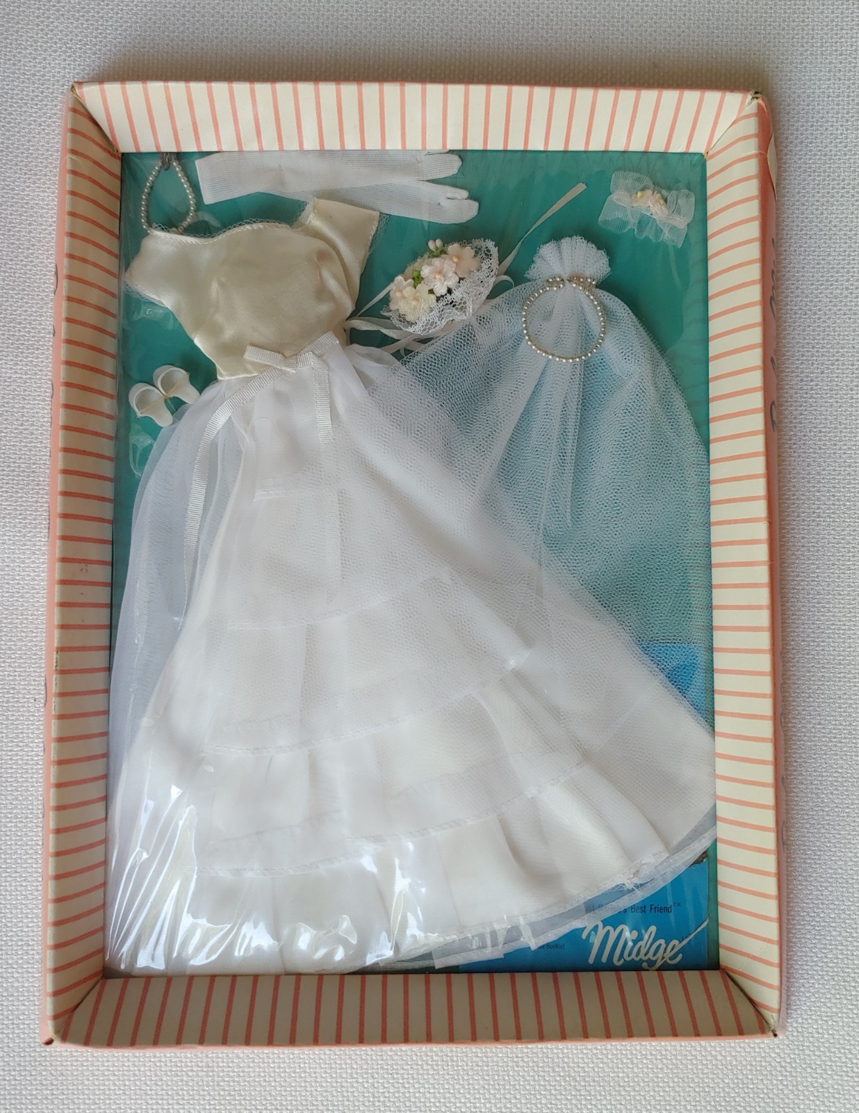 Vintage BARBIE “Bride’s Dream” #947 (1963-64) Mint NRFB MIB w Sticker
