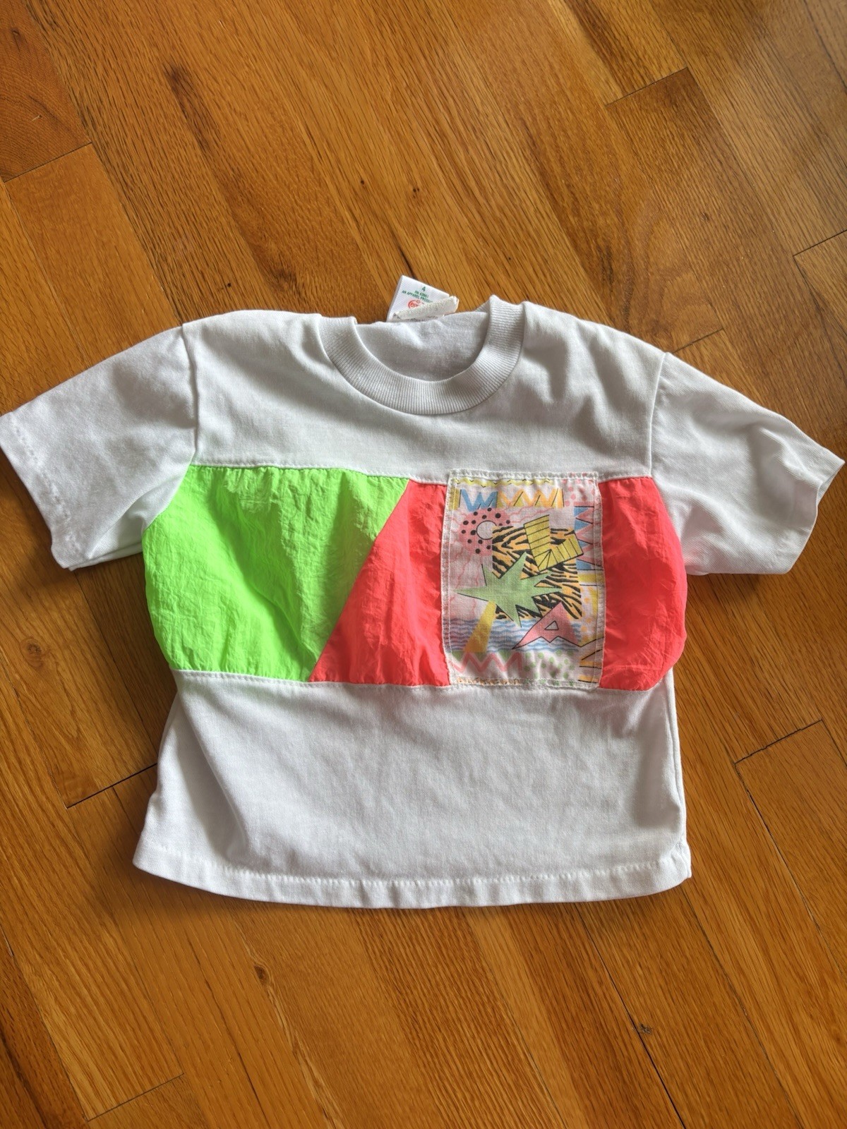 Kid stuff 1980s vibrant colors t shirt excellent condition size 4 USA Kid stuff 1980s vibrant colors t shirt excellent condition size 4 USA