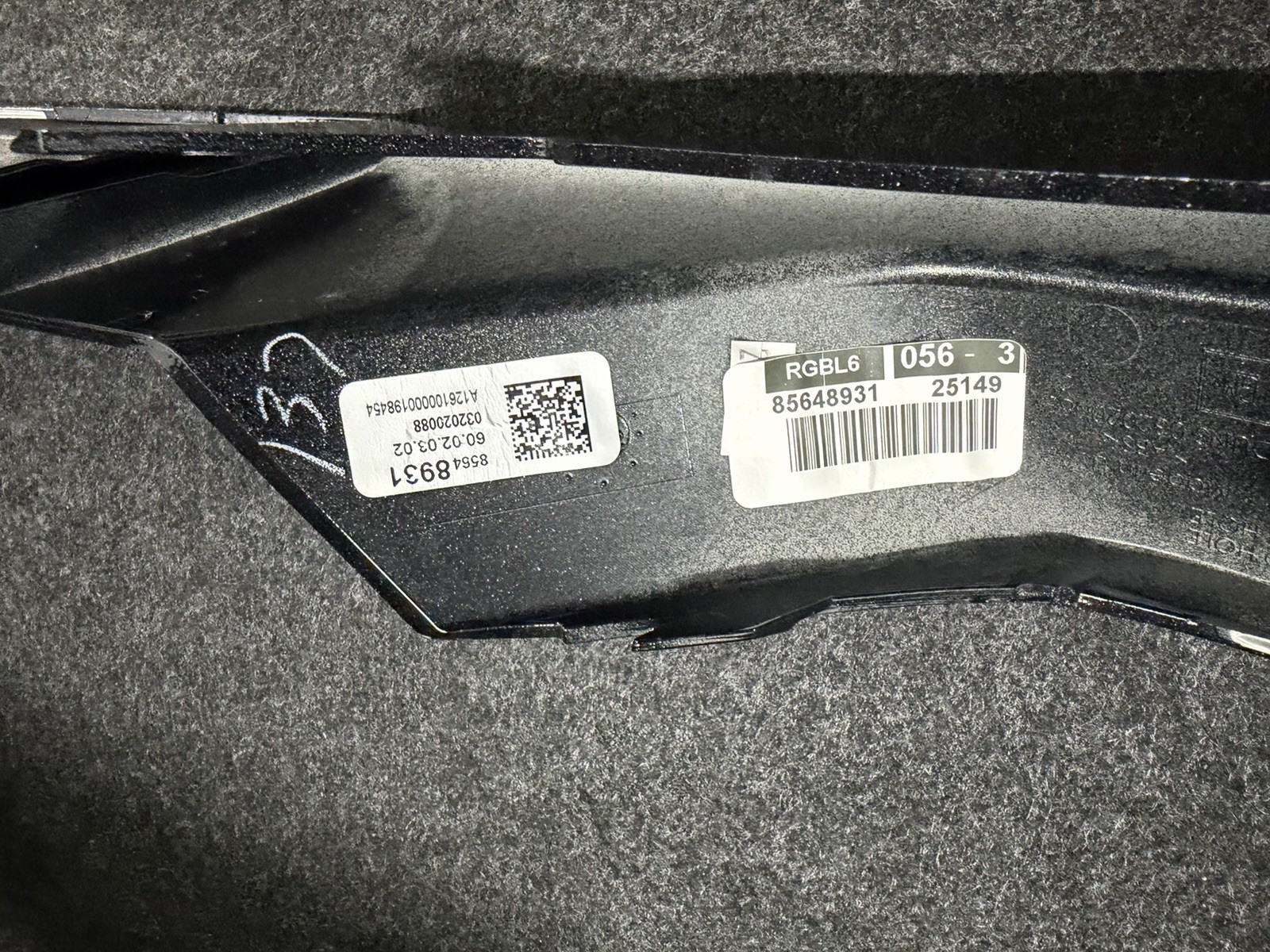 Corvette C8 Front Grille Molding In Carbon Flash. Z06 ZR1 Grand Sport Models Corvette C8 Front Grille Molding In Carbon Flash. Z06 ZR1 Grand Sport Models