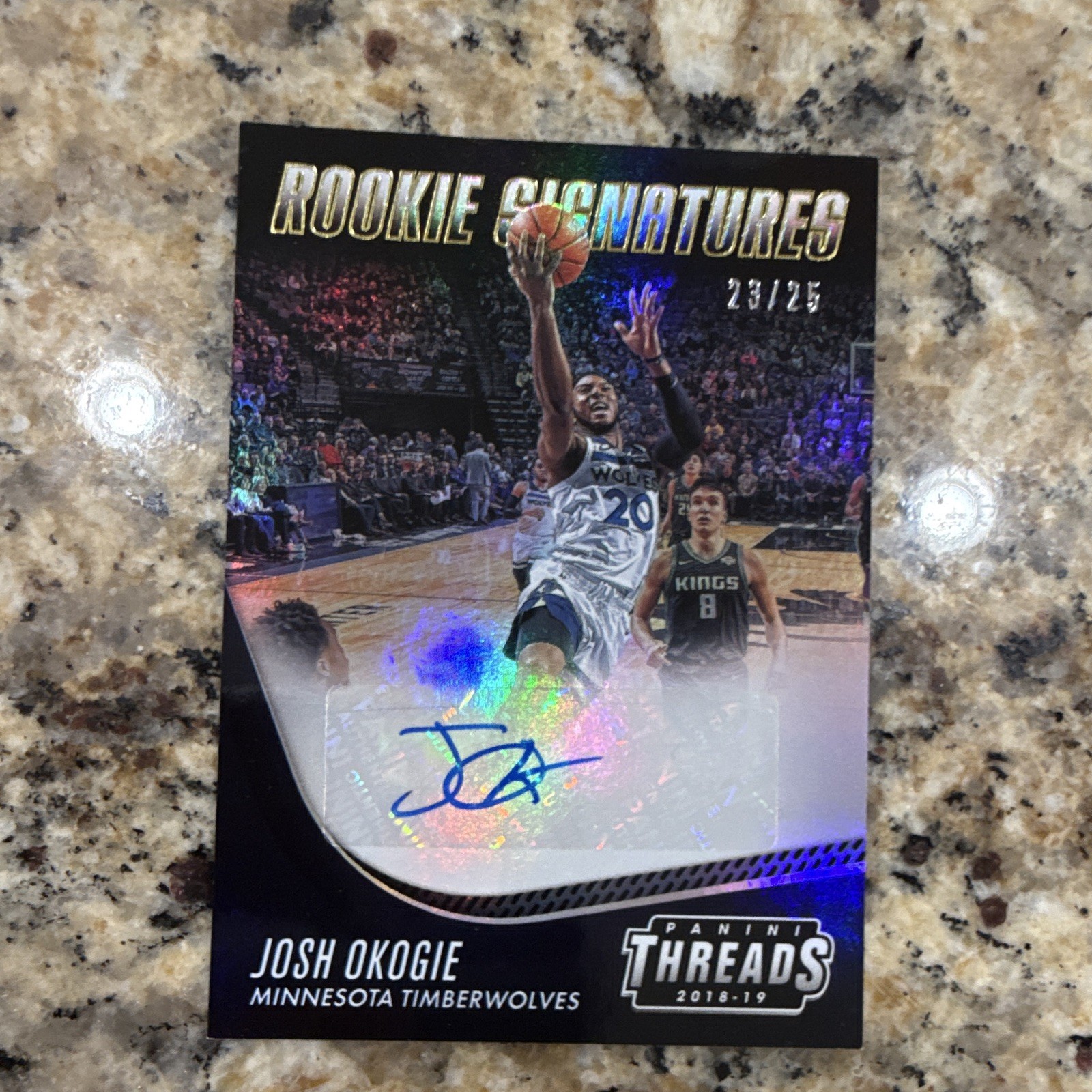 Panini 2018-19 Threads Josh Okogie Rookie Signatures Auto RC #26 /25 Wolves Panini 2018-19 Threads Josh Okogie Rookie Signatures Auto RC #26 /25 Wolves