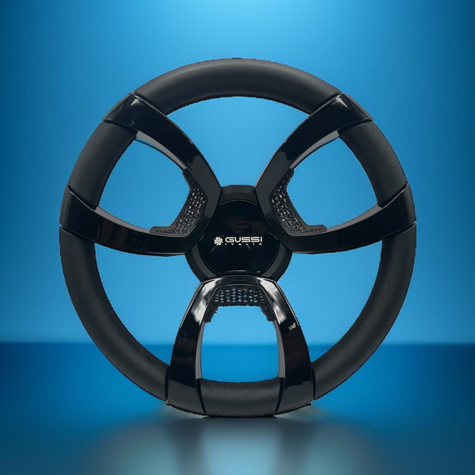 La Corte Boat Steering Wheel Black Gloss Inserts | Gussi Italia Logo