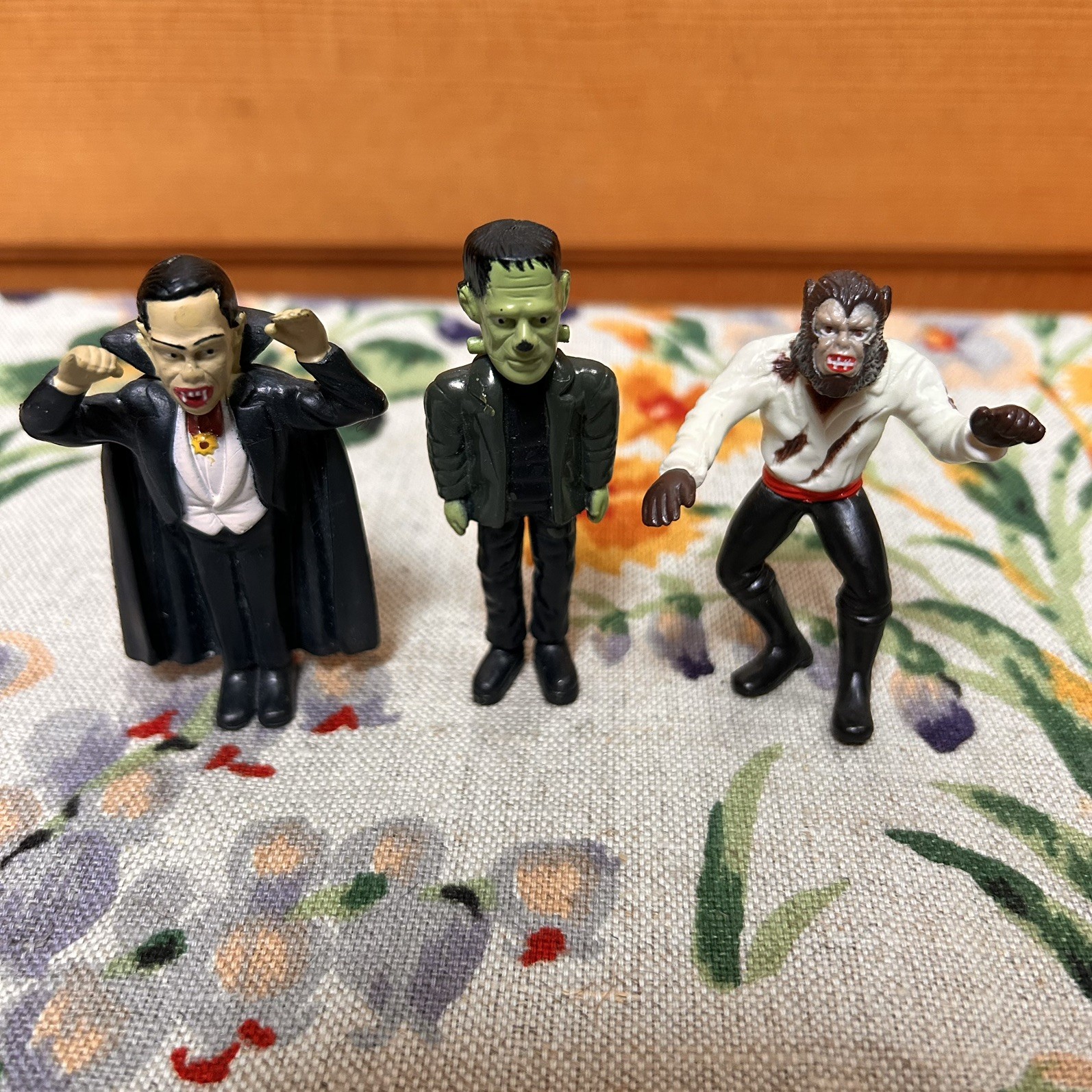 VTG Y2K Halloween 3 Xonex Frankenstein Dracula Werewolf Movie Archive Figure Lot